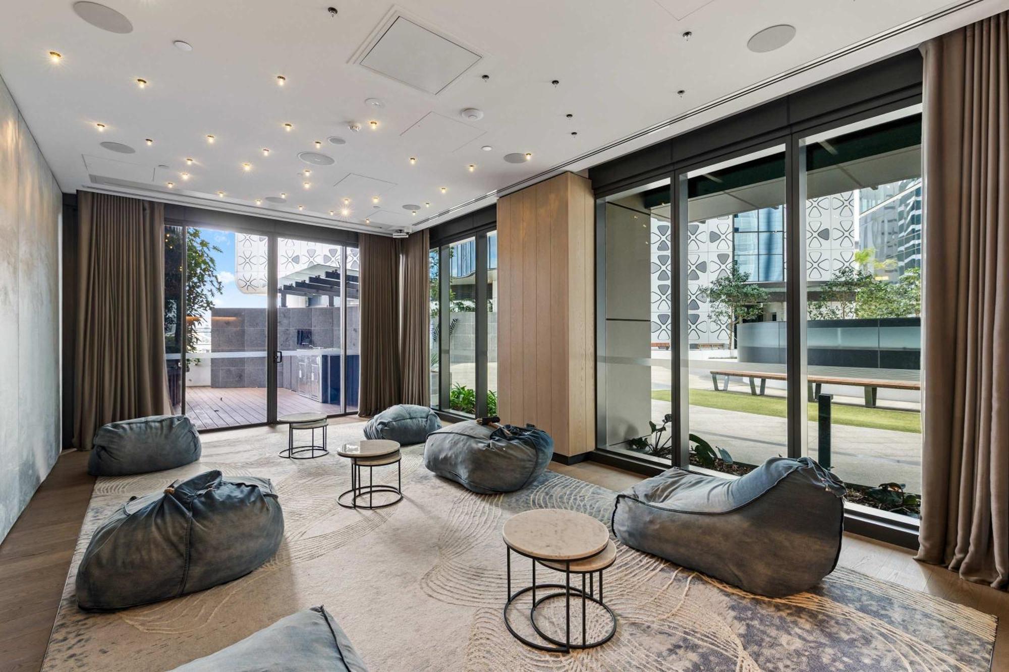 Apartment 2br River And Fireworks View *