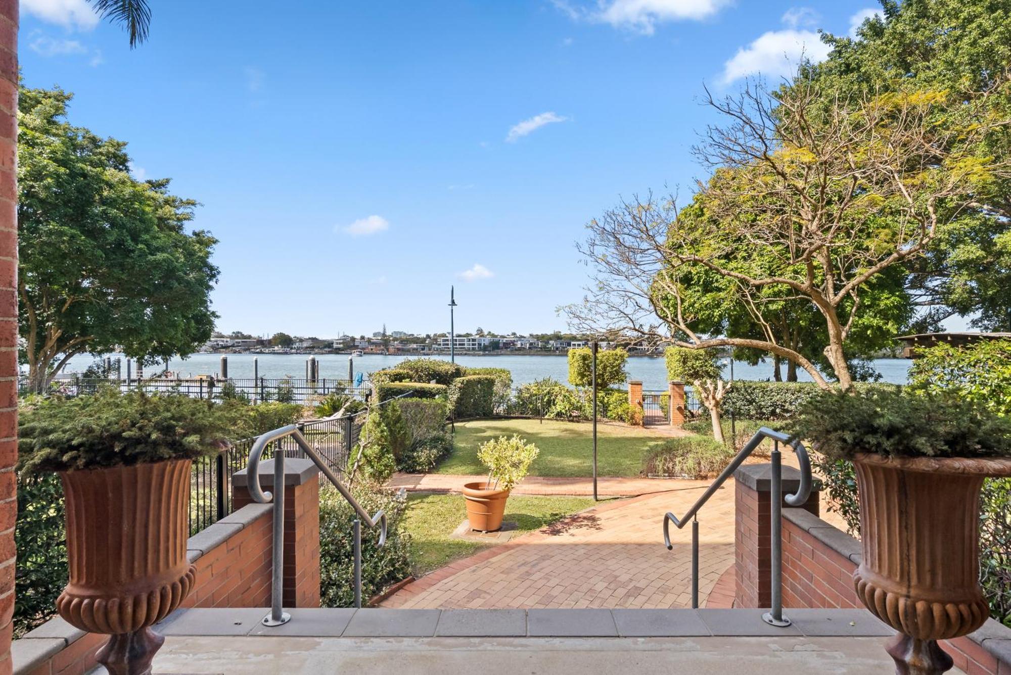 Woolstore Teneriffe Apartment *