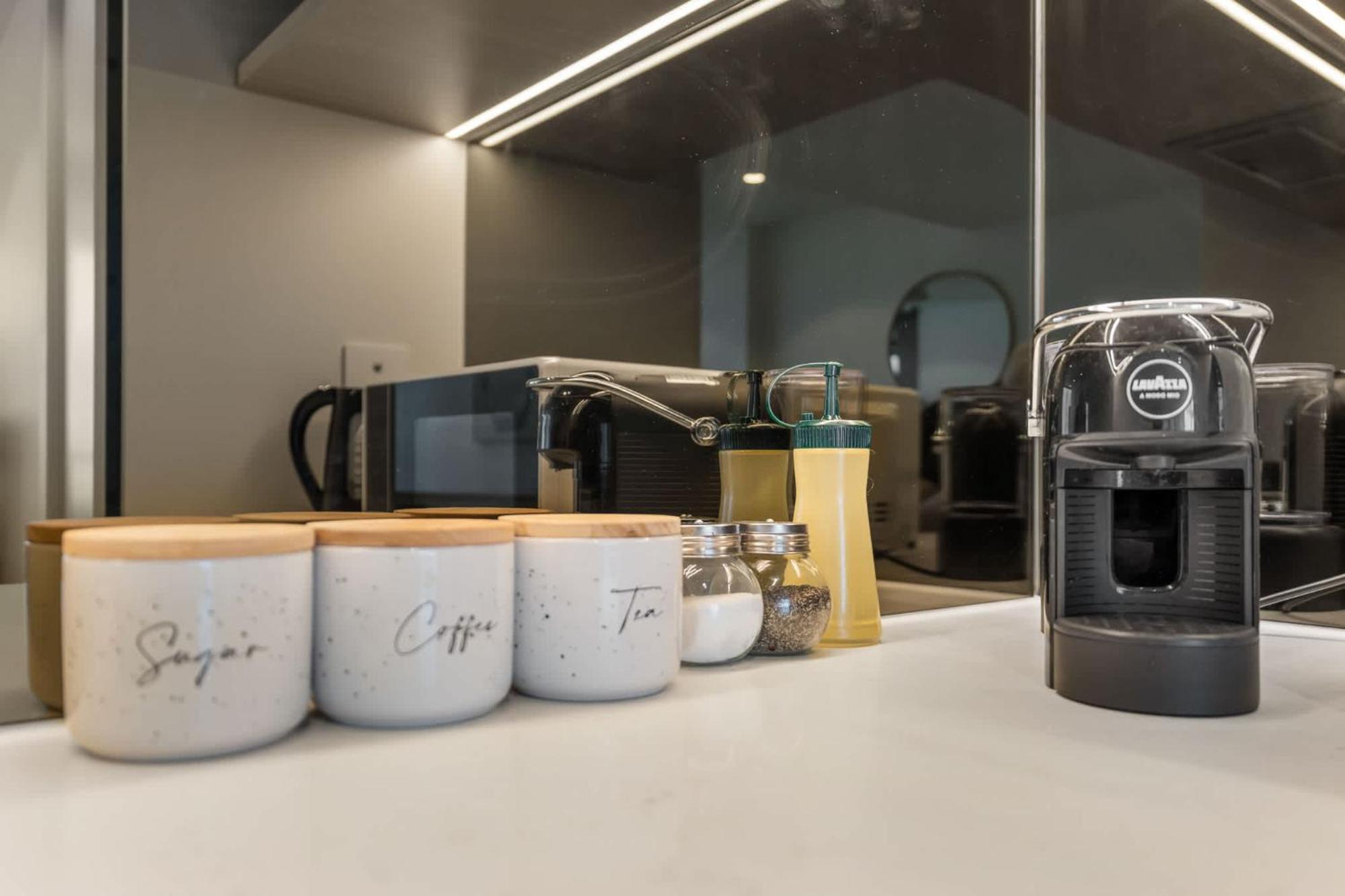 The Kaze - 37f Brand New Riverview 1br With Sofa Bed At Queens Wharf With Pool And Gym * Brisbane