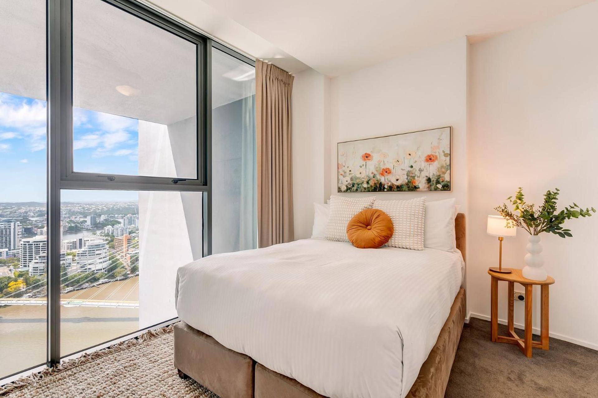 Glasshouse On Felix - Luxury With River Views, Pool And Parking Apartment *