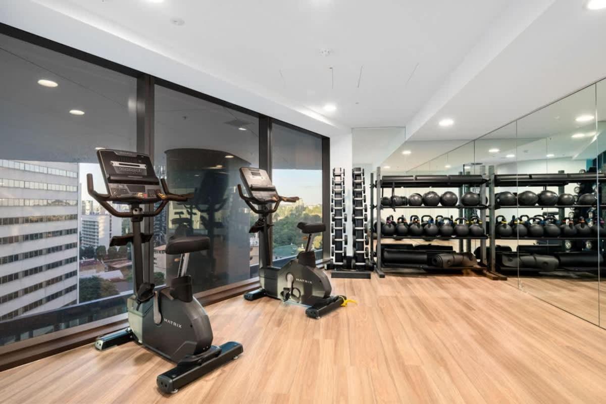 The Kaze - 37f Brand New Riverview 1br With Sofa Bed At Queens Wharf With Pool And Gym