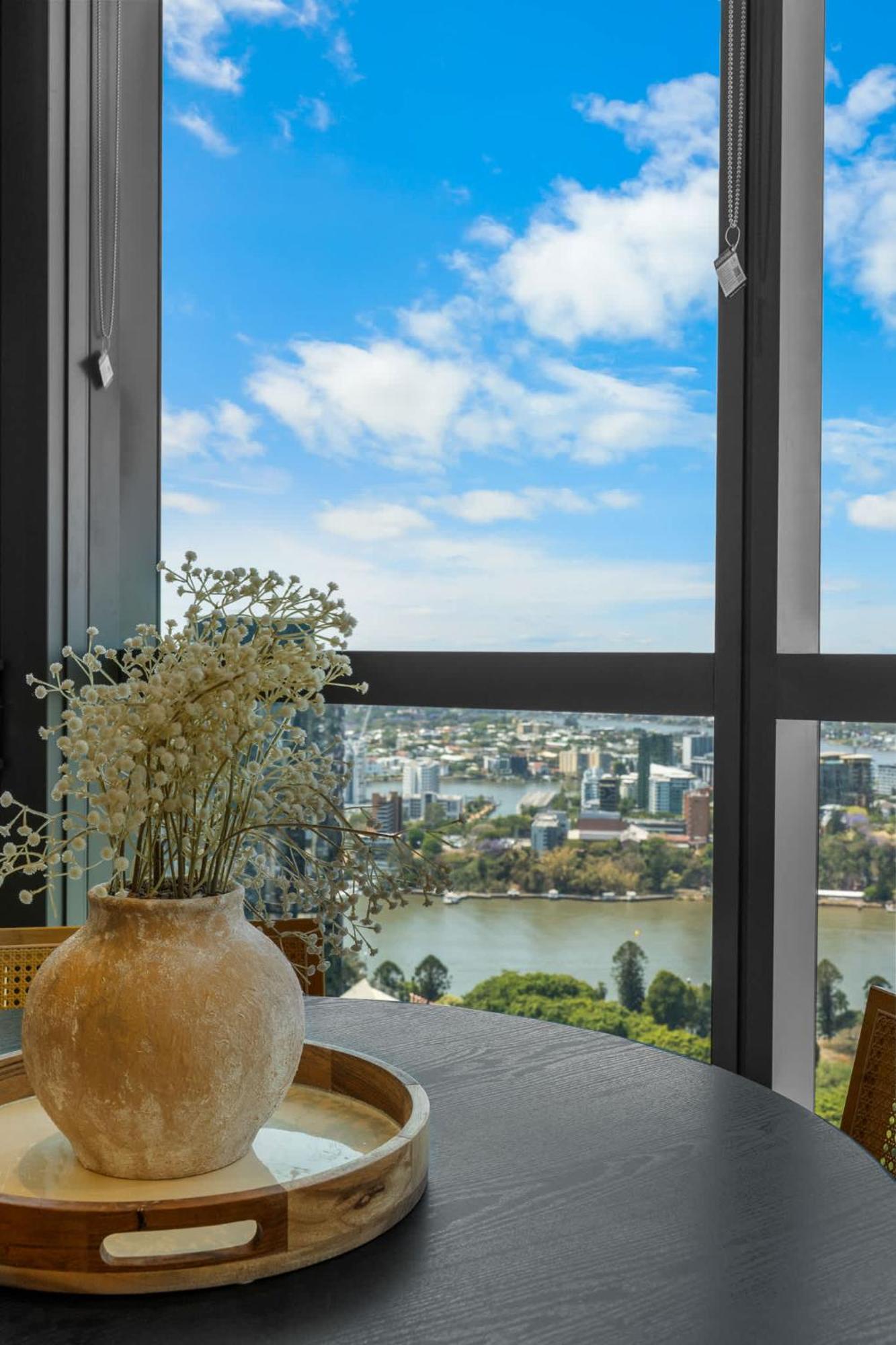Apartment The Kaze - 37f Brand New Riverview 1br With Sofa Bed At Queens Wharf With Pool And Gym