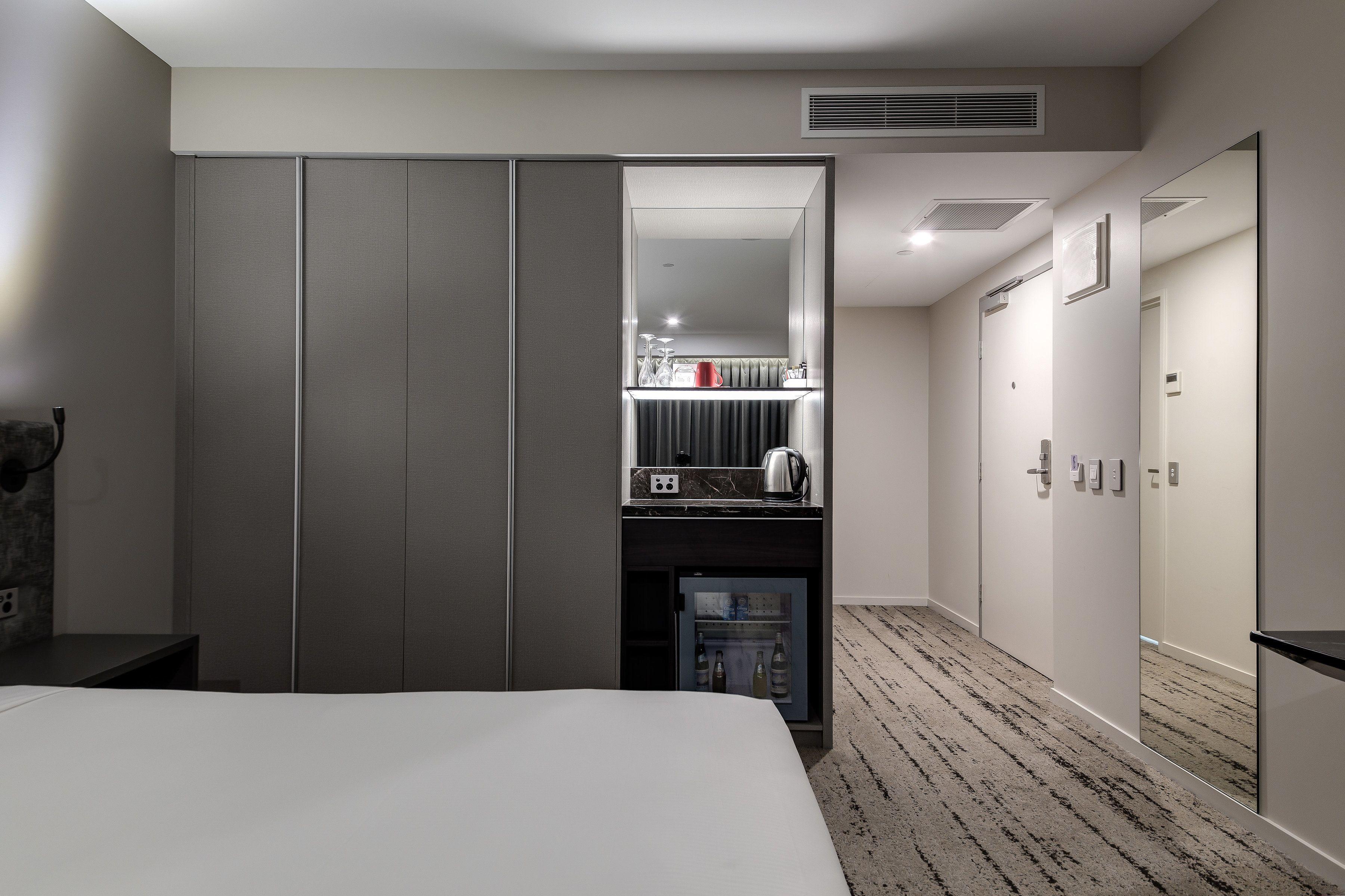 Courtyard By Marriott South Bank Hotel