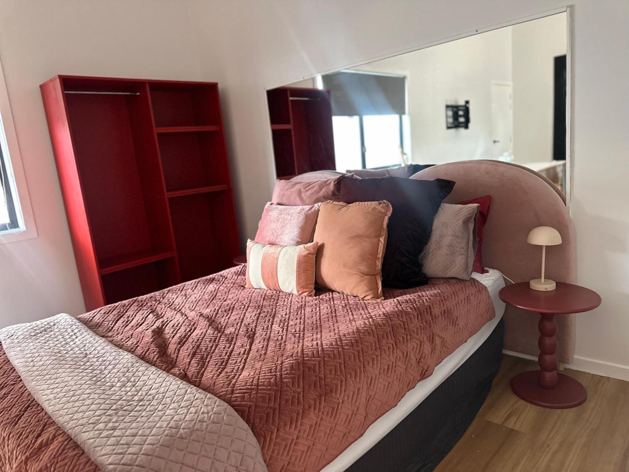 Aurora Self Contained