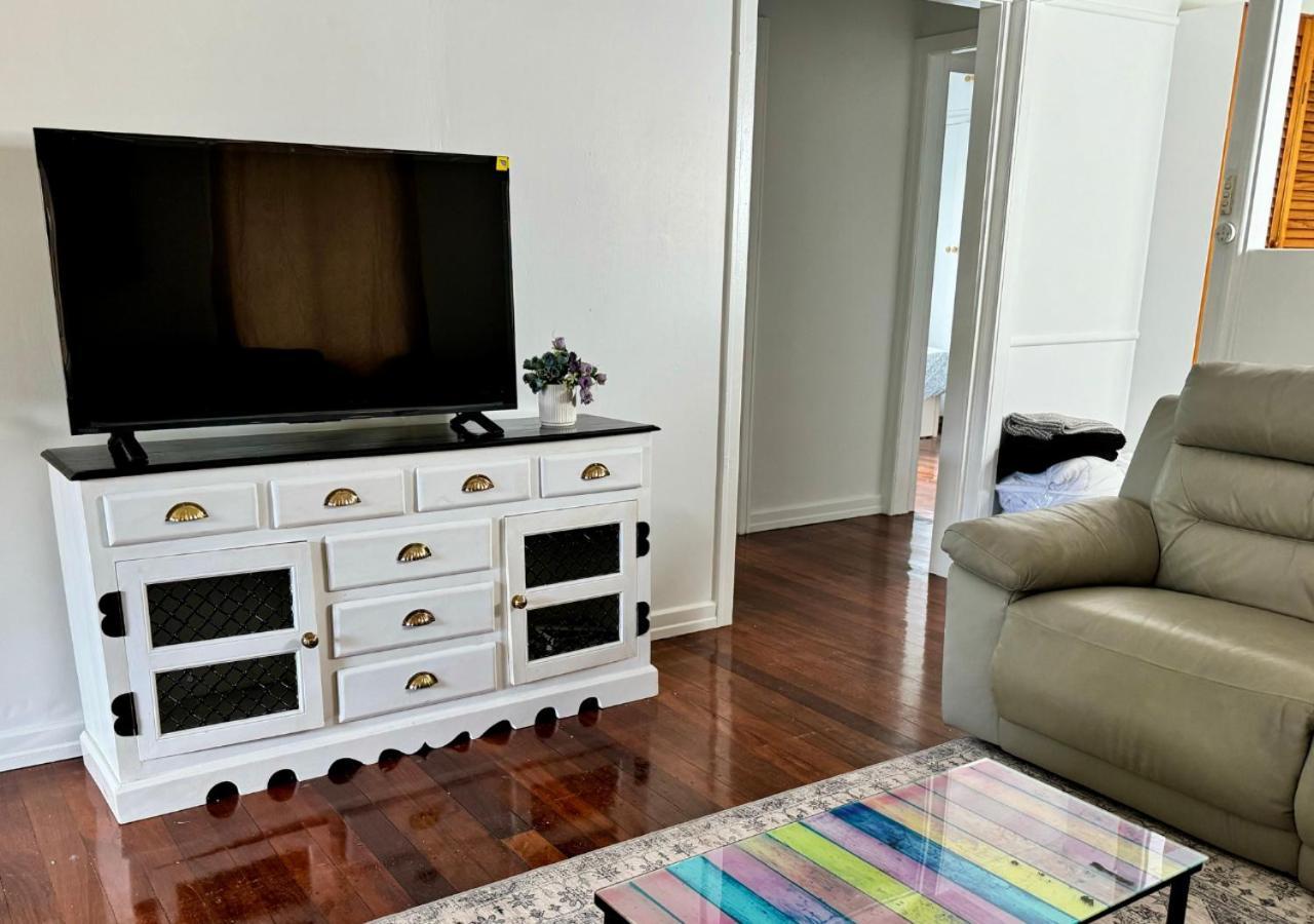 Holiday home Budget-friendly Chermside Near Westfield *