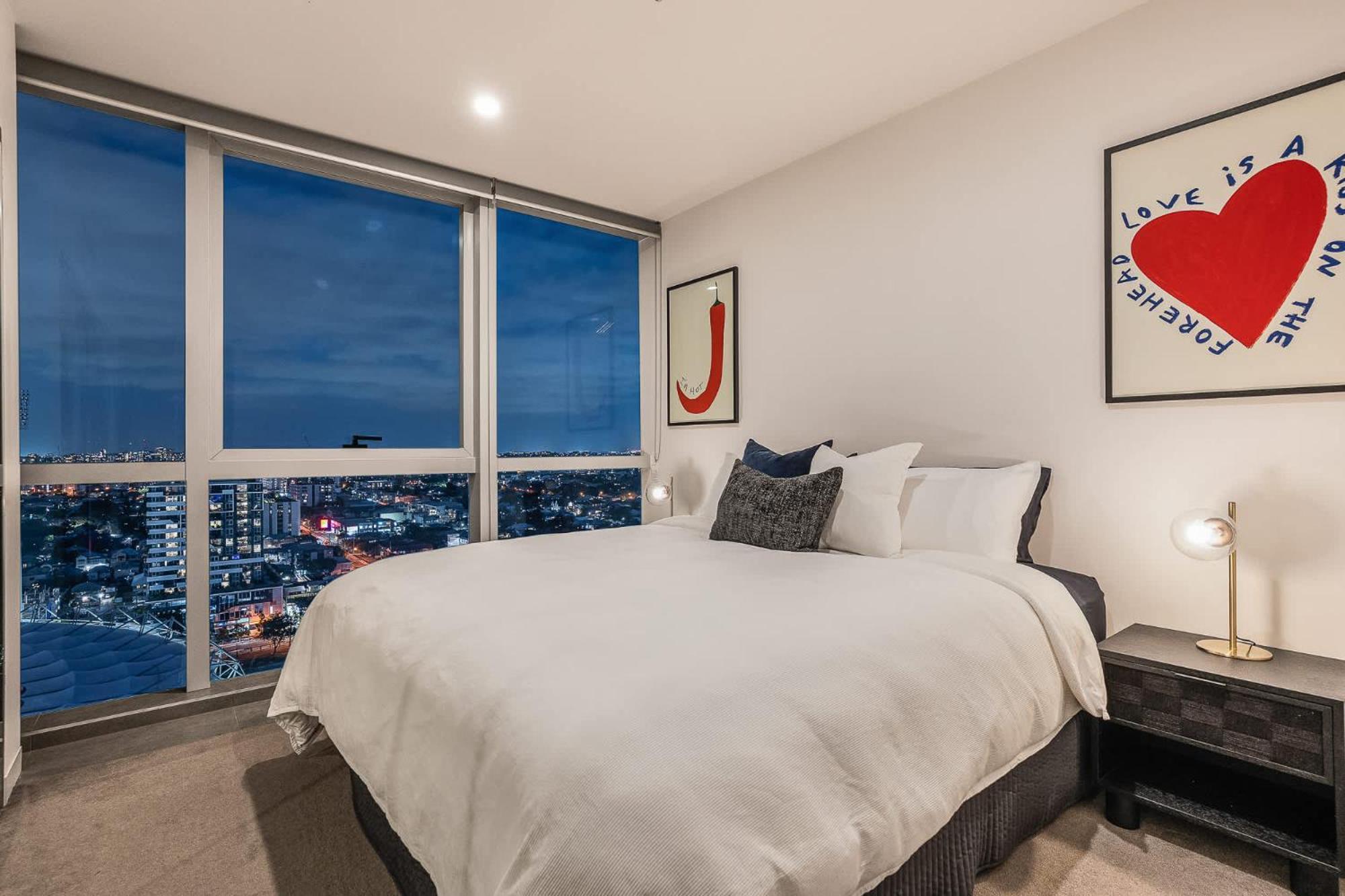 Sky-high Luxury Over The Gabba Views Pool *