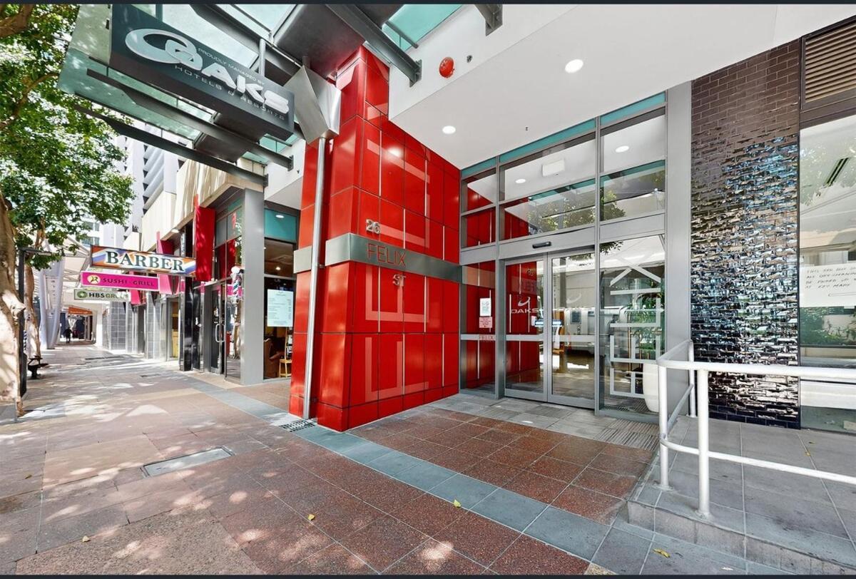 Centre Cbd - Pool Gym - Water View - Sleep 4