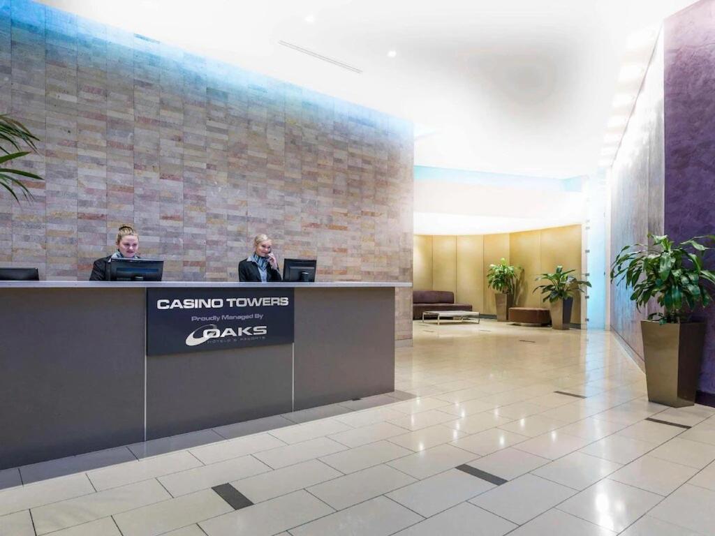 Location! Centre! Whole Apartment!