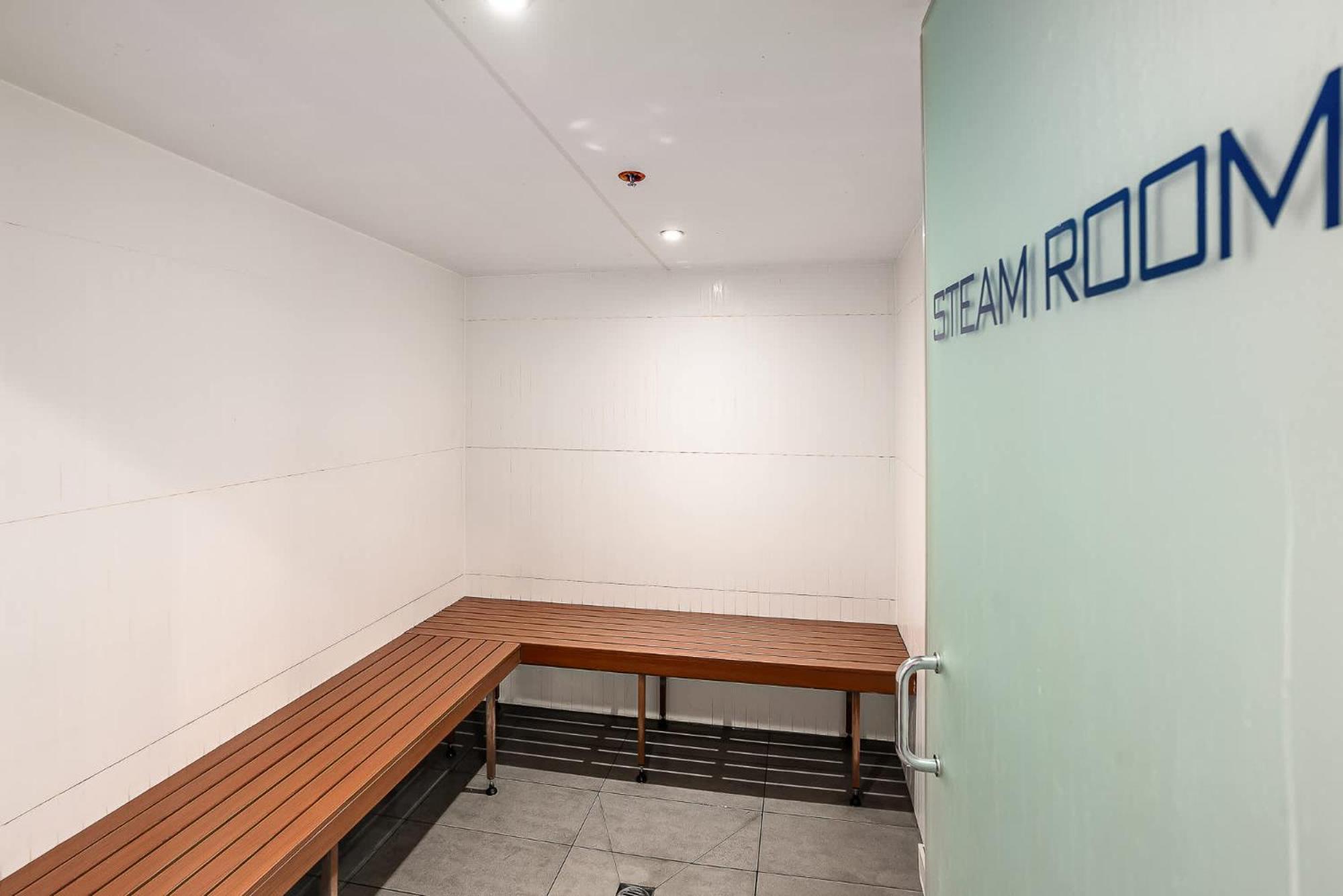 Sky-high Luxury Over The Gabba Views Pool Apartment Brisbane