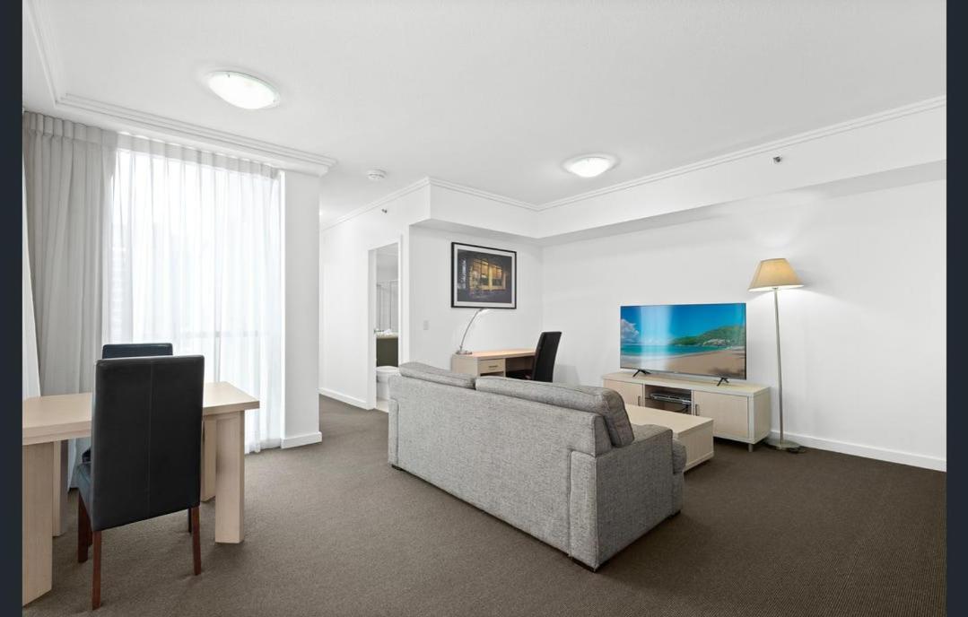 Location! Centre! Whole Apartment! Apartment *