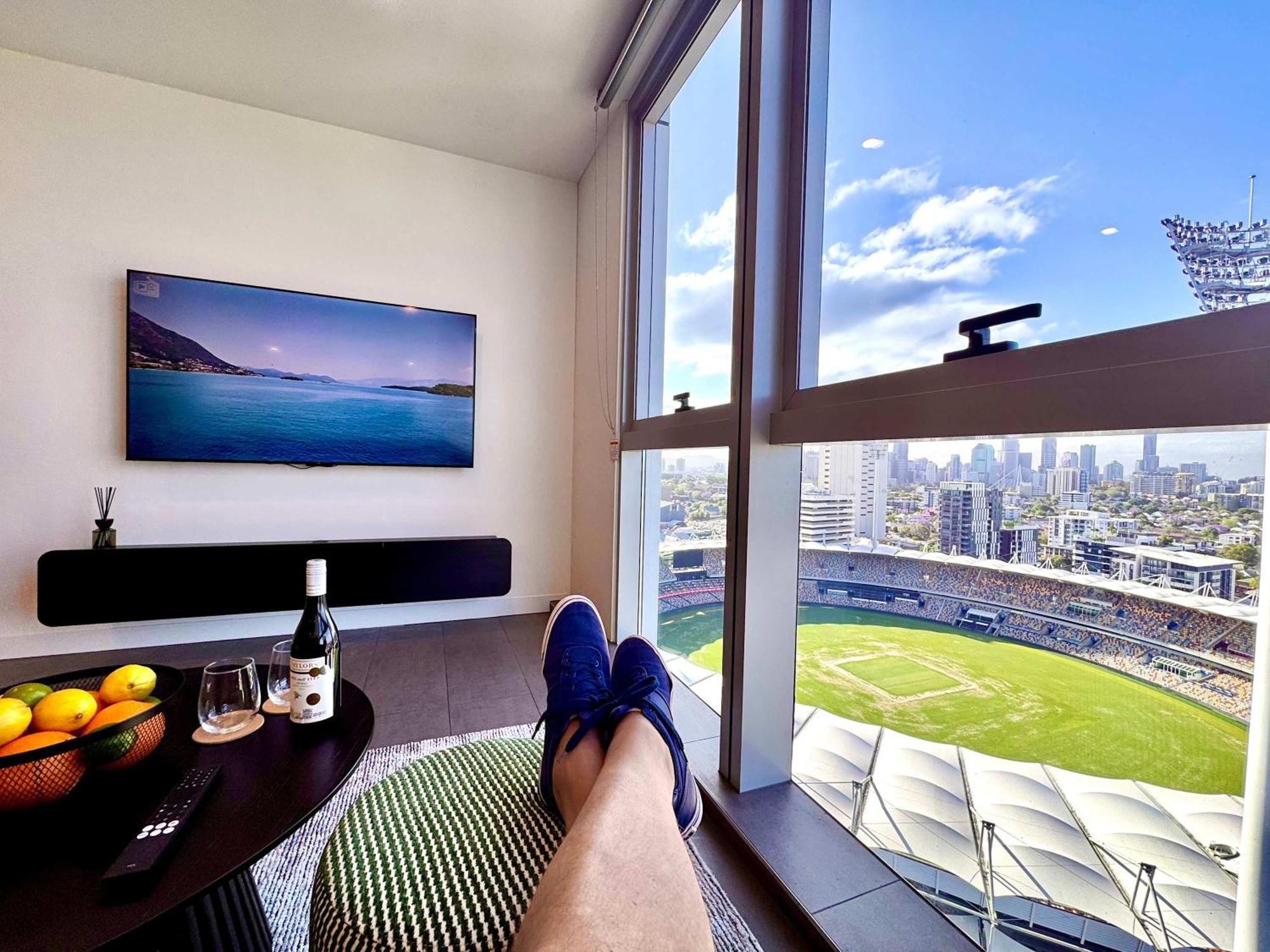 Sky-high Luxury Over The Gabba Views Pool *