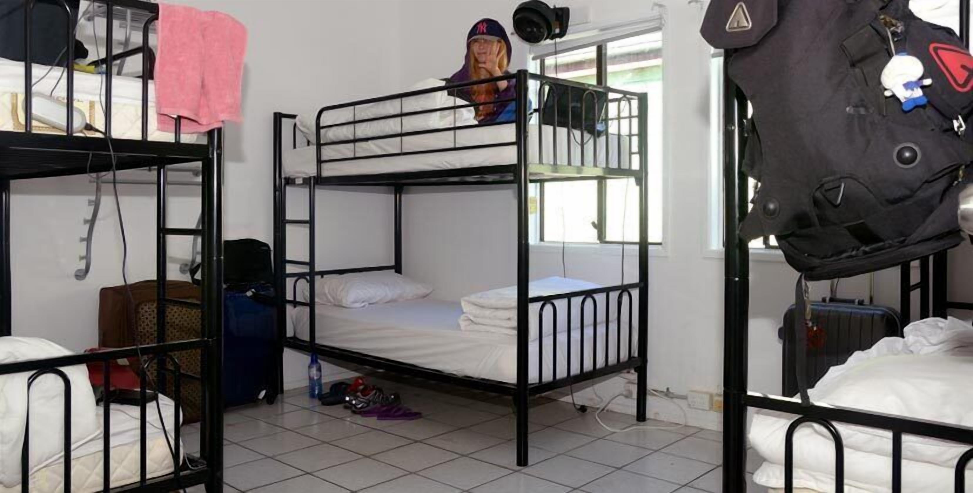 Gonow Family Backpackers *