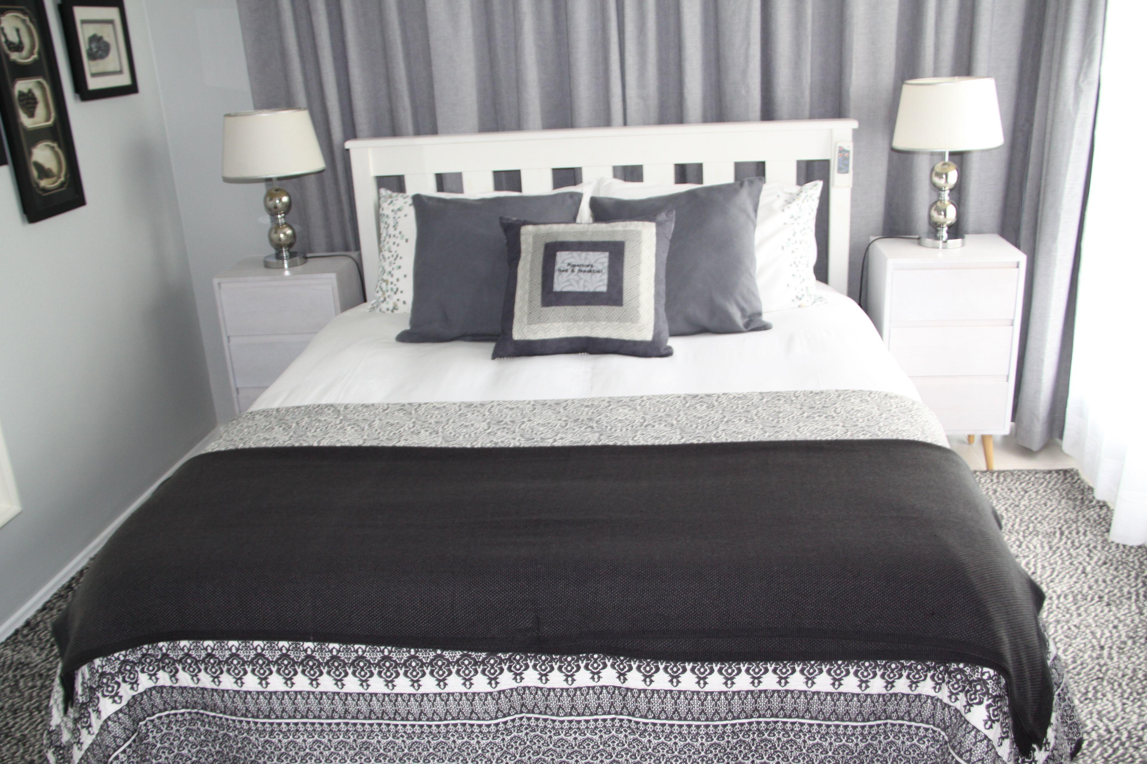 Bed & Breakfast Paperbark