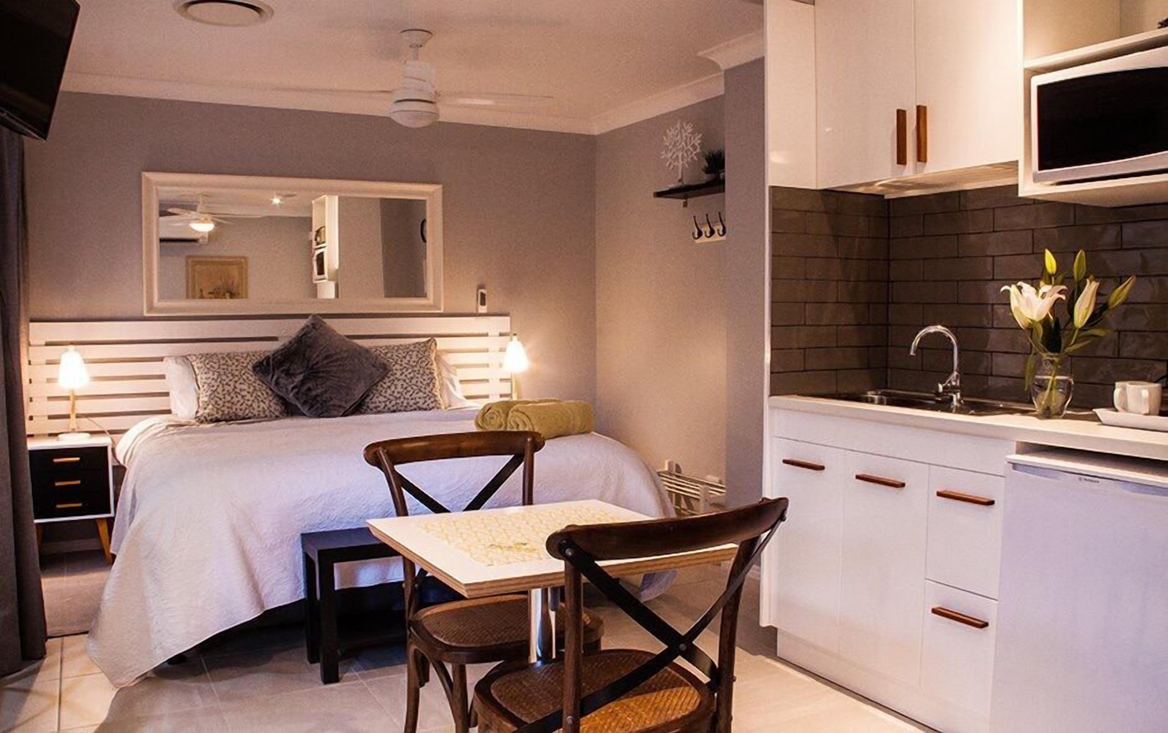 Paperbark 5* Brisbane