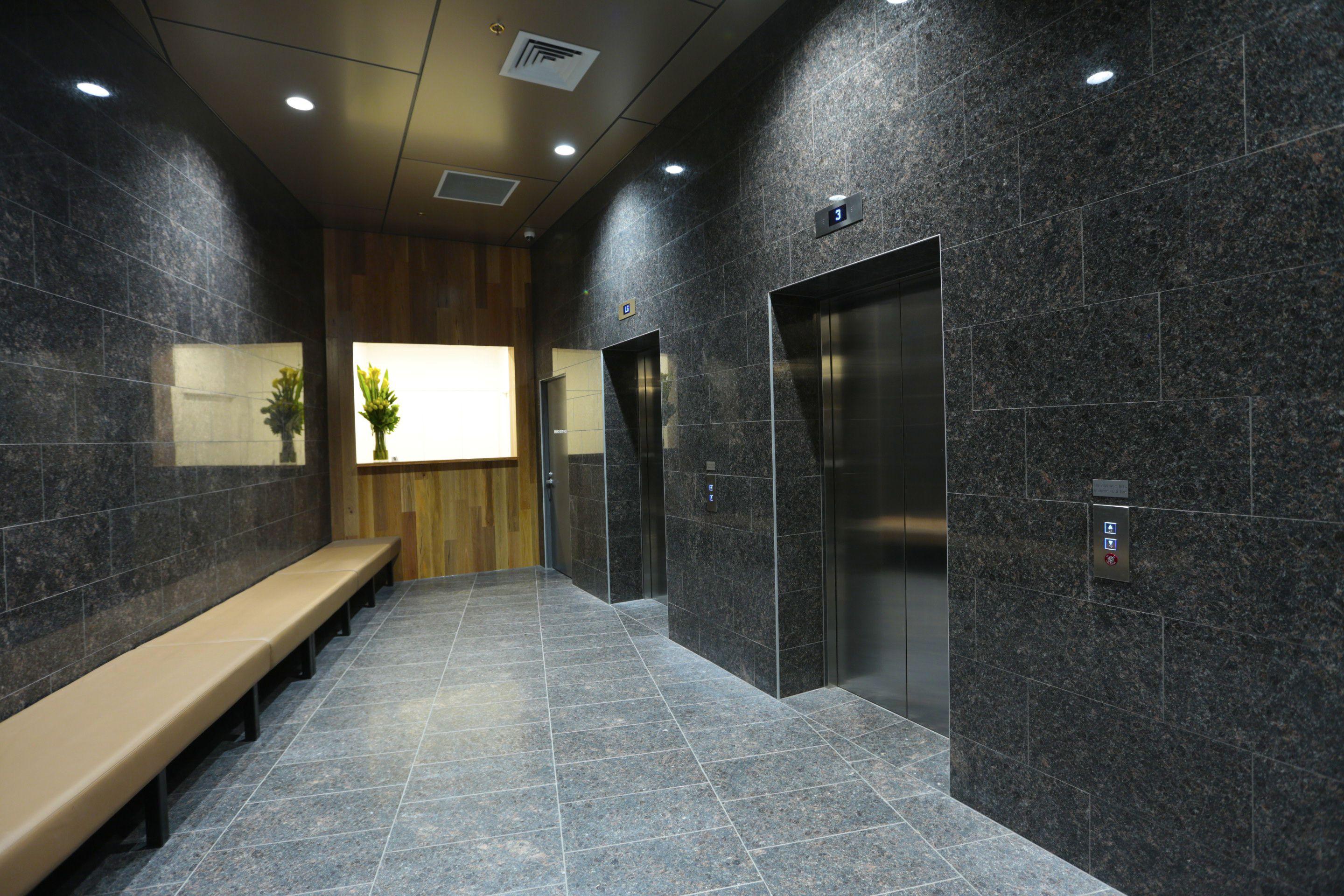 Opera South Aparthotel 5*