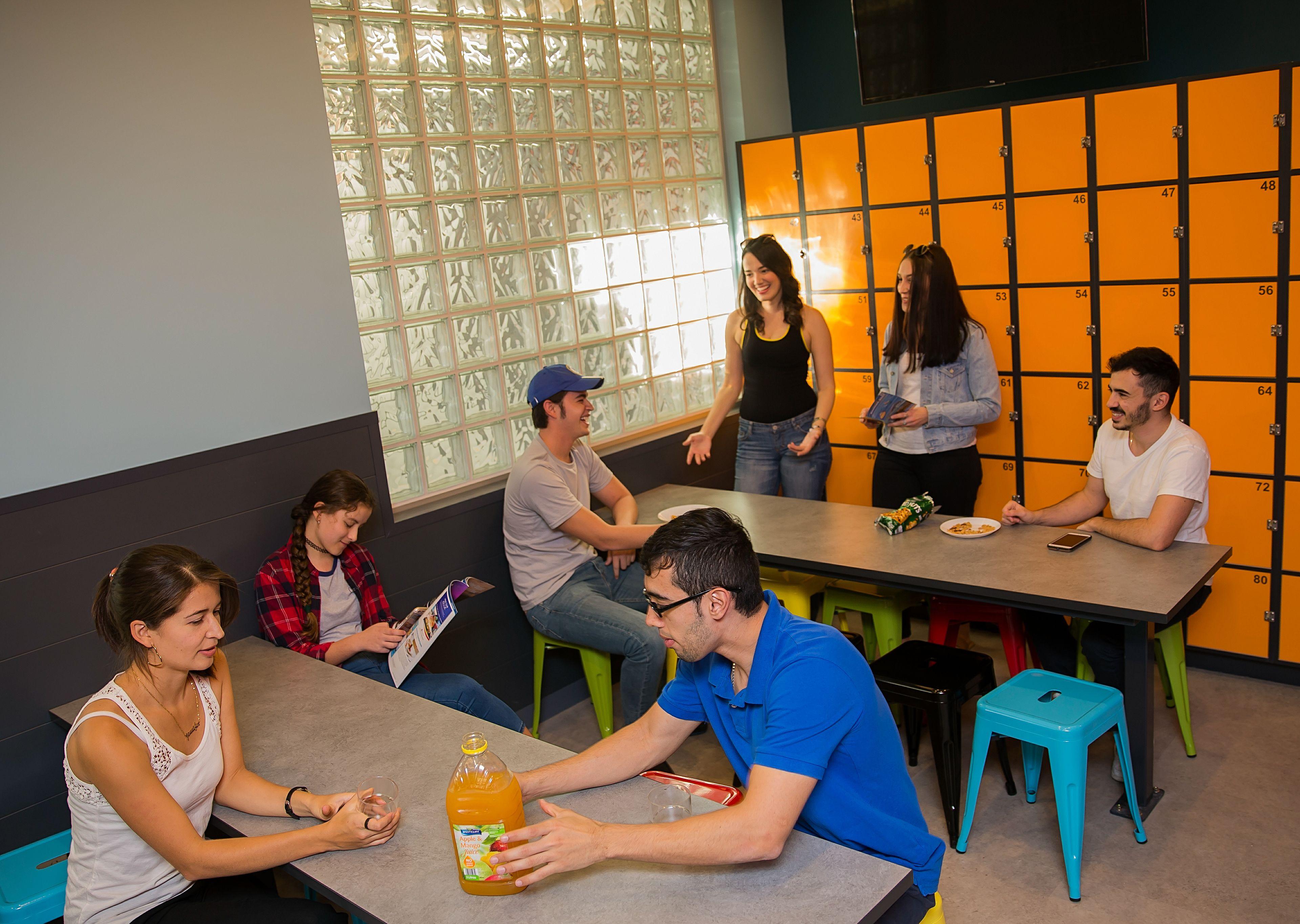 Breeze Hostel Brisbane