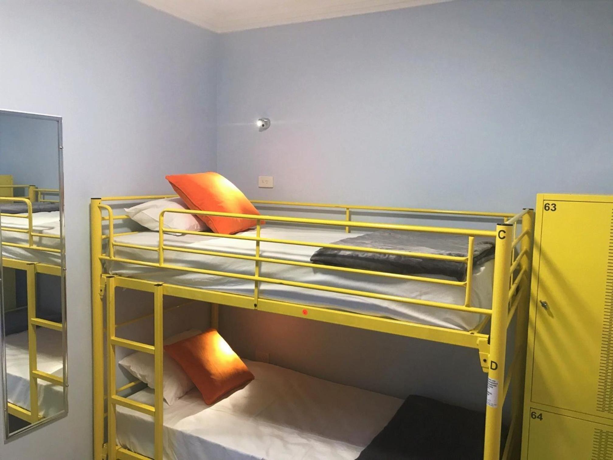 Hostel Breeze