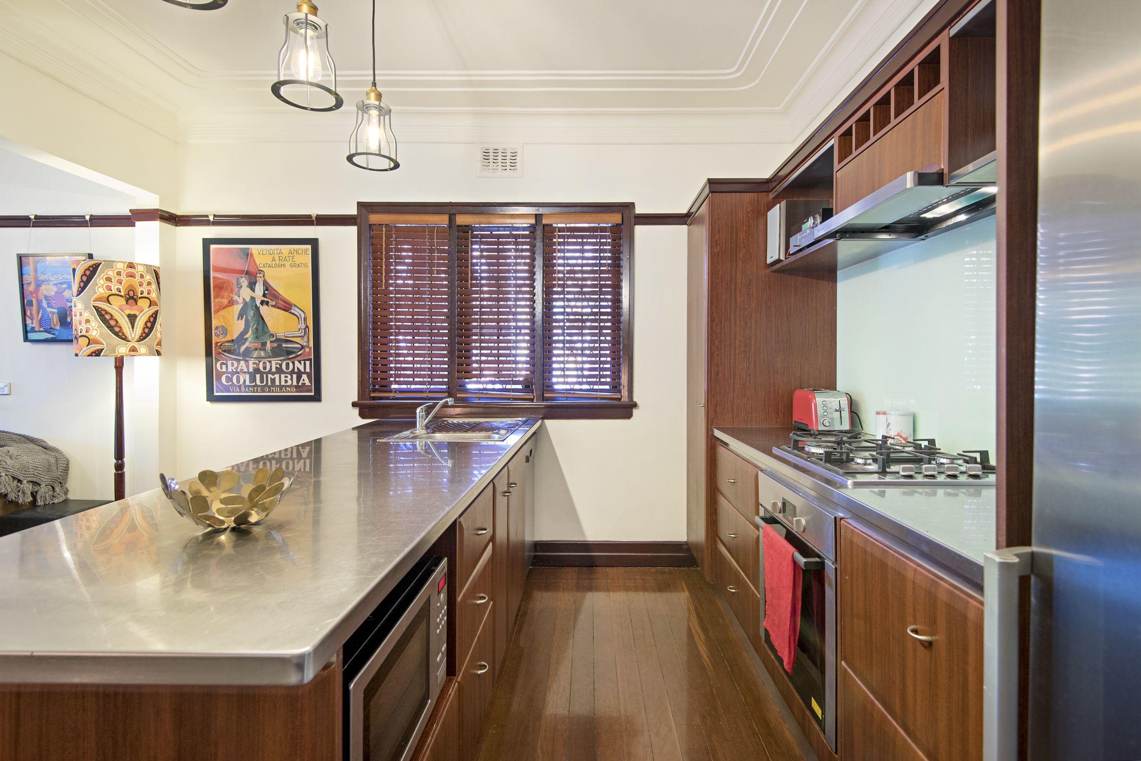 Anville Court Apartment