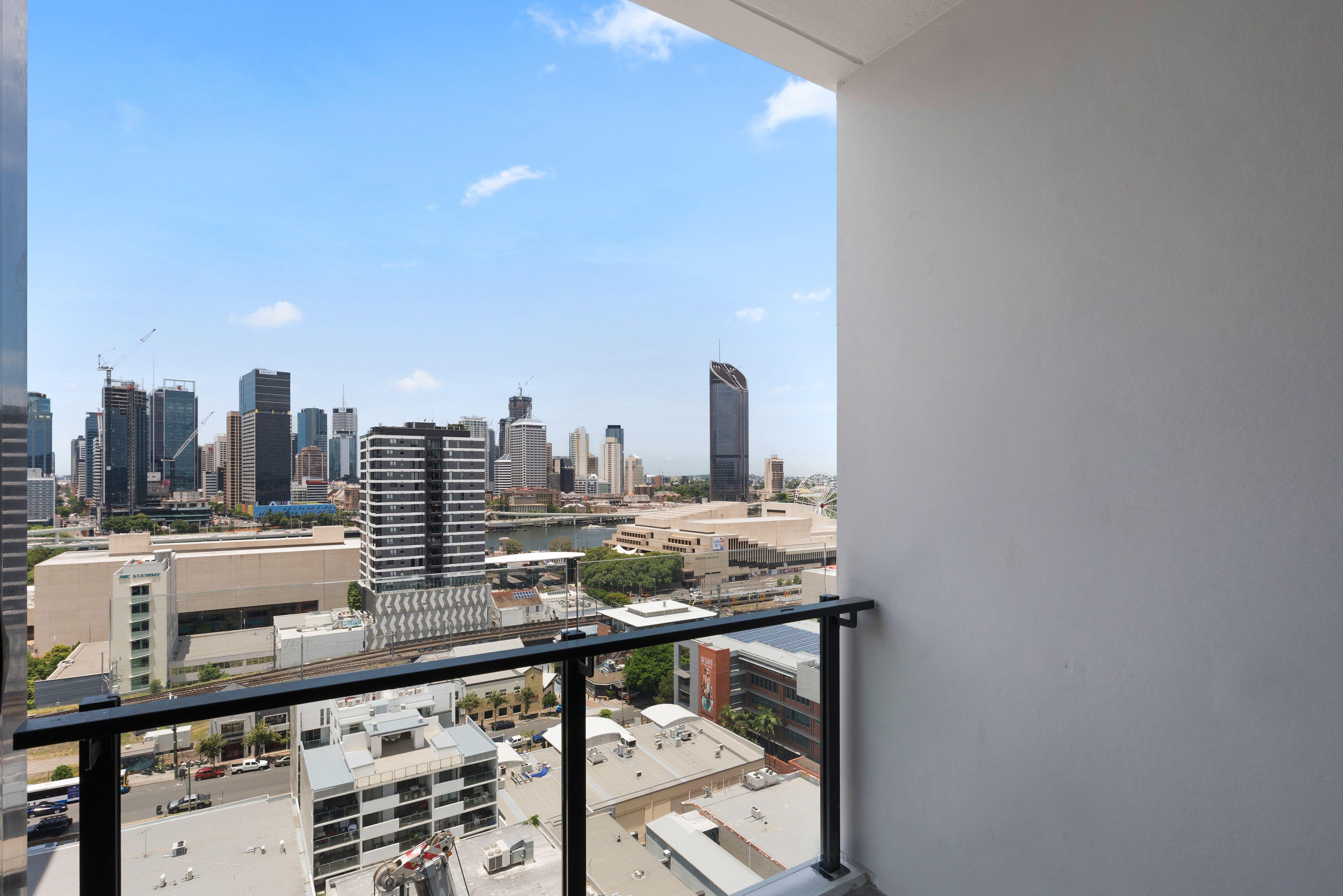 Ivy And Eve By Cllix Brisbane