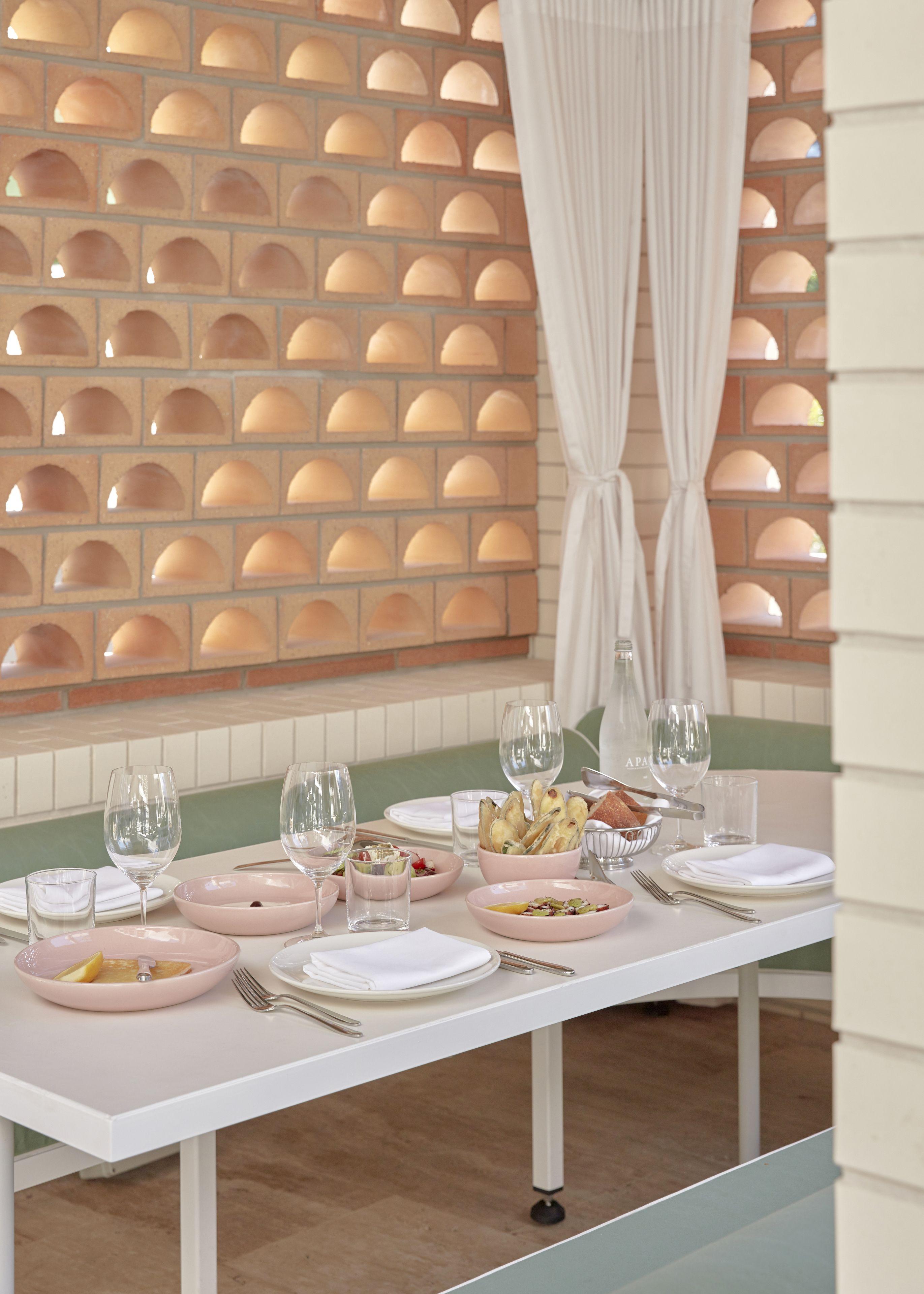 Hotel The Calile Brisbane