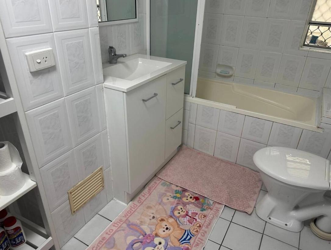 Uq Double Bed For Living U3 Brisbane