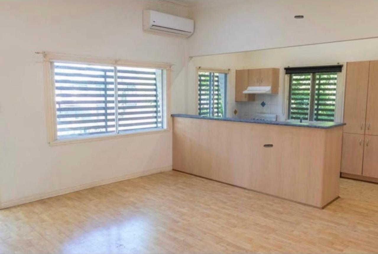 Ensuite Bathroom Near Kangaroo Point And Gabba Cricket Stadium Brisbane