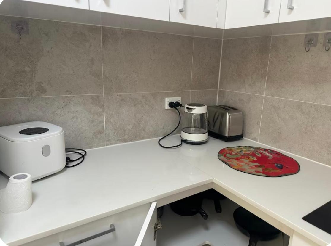 Uq Double Bed For Living U3 Brisbane