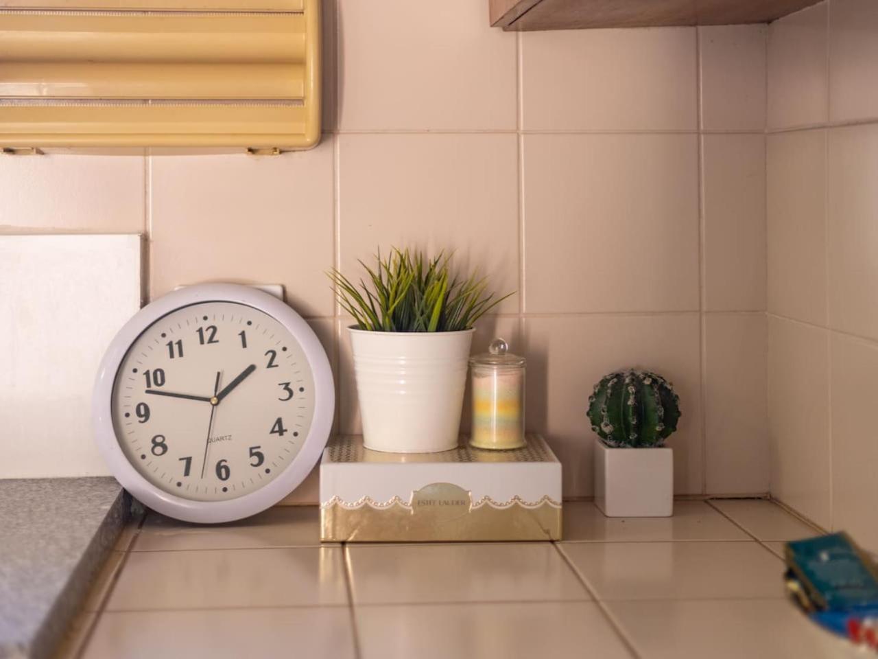 Holiday home Sunny 2br In Prime Location Brisbane