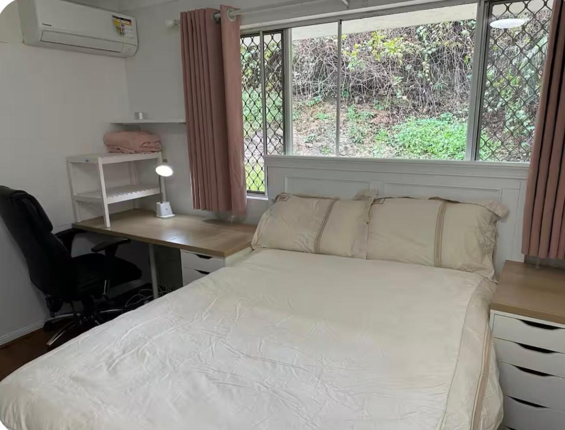 Uq Double Bed For Living U3 Brisbane
