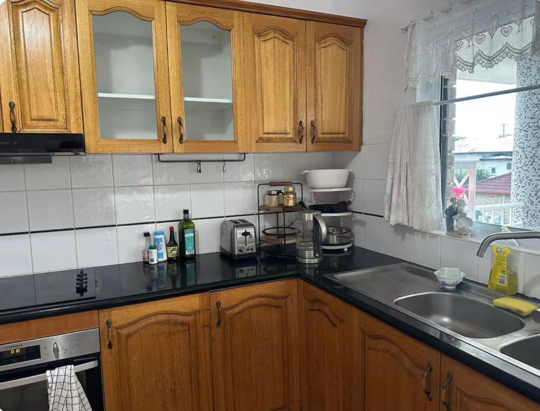 Homestay Mains Rd Single M6