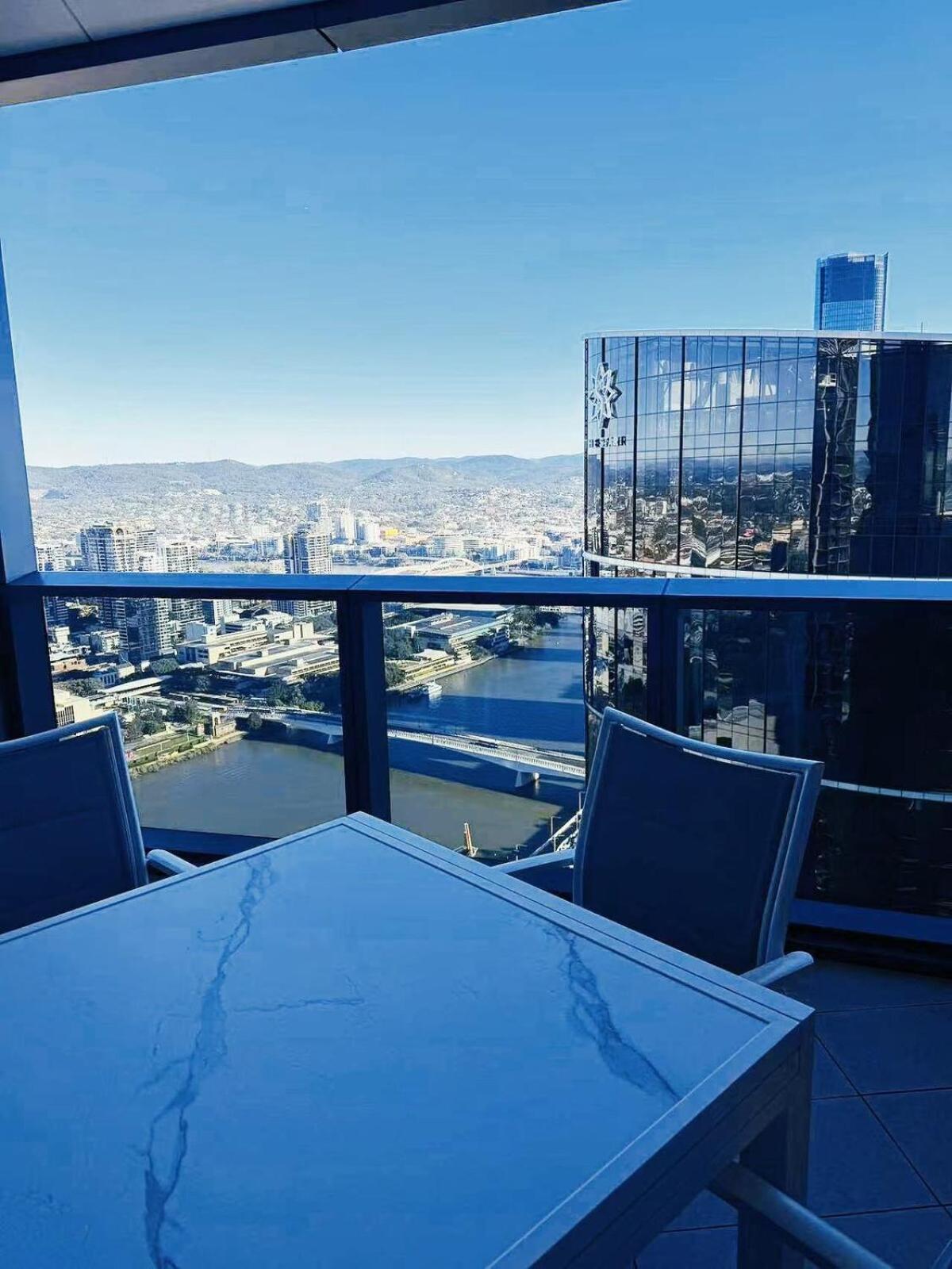 Luxury Waterview 2b2b Wt High Floor In Qw