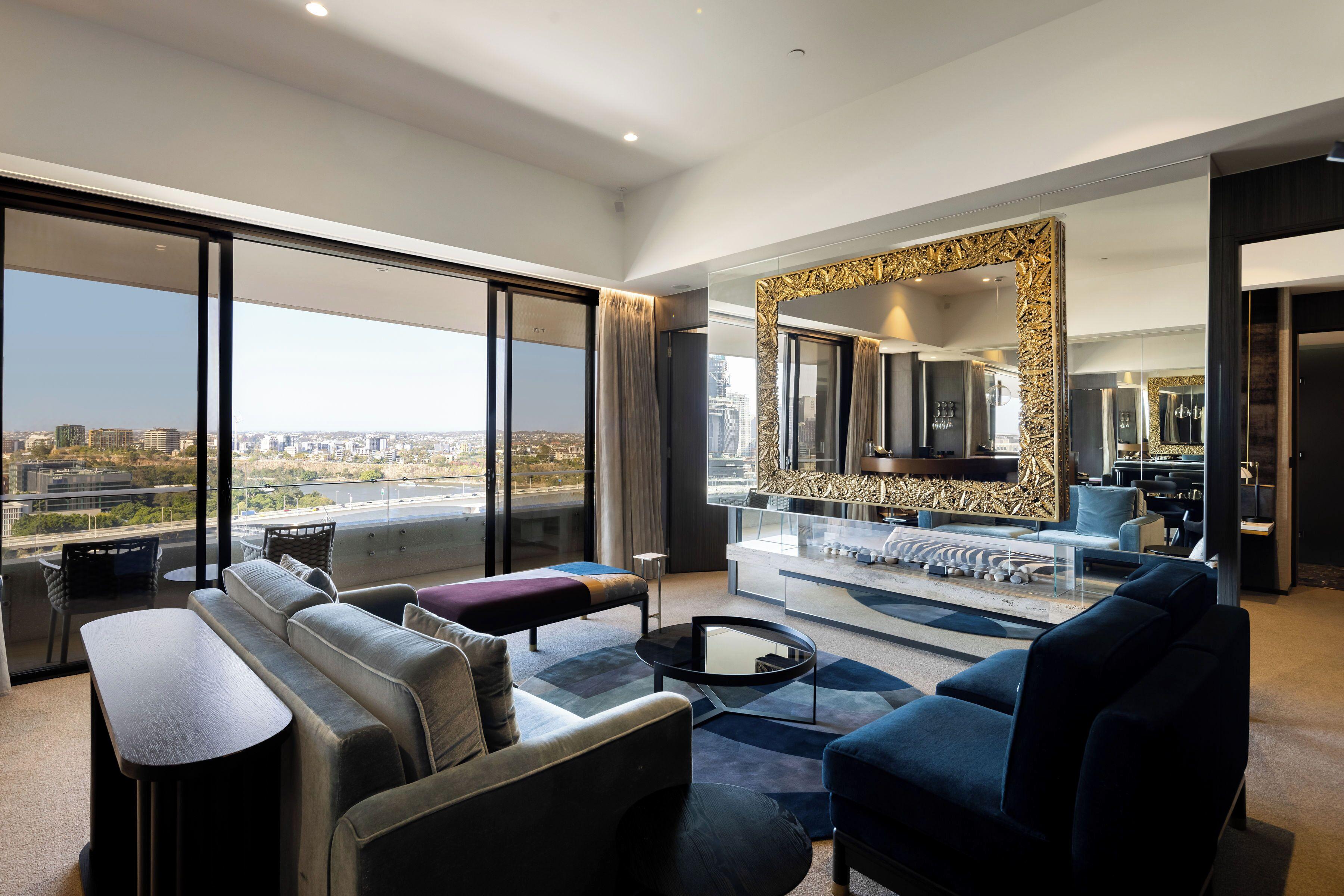 Hotel Emporium South Bank 5*