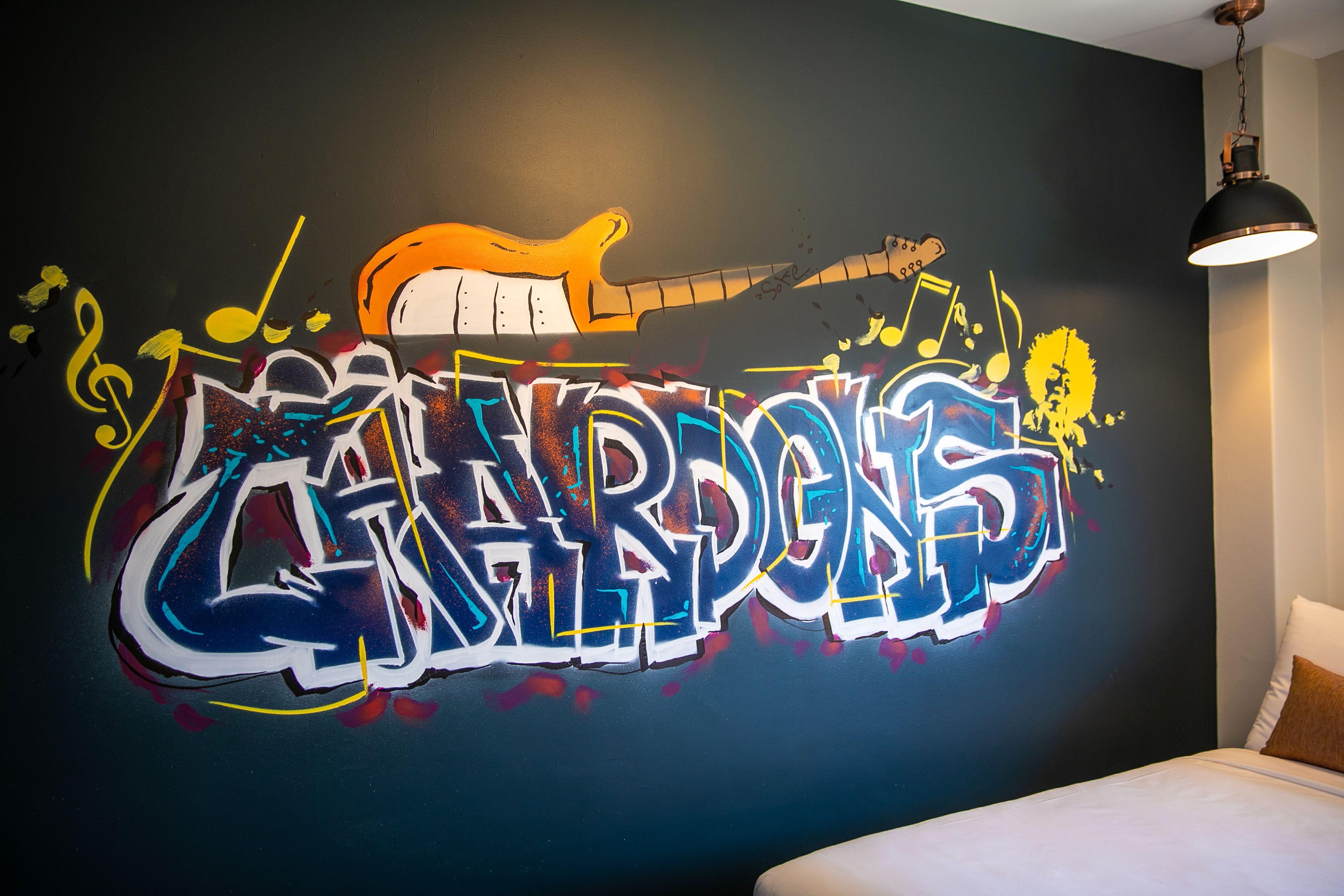 Nightcap At Chardons Corner Hotel 3*