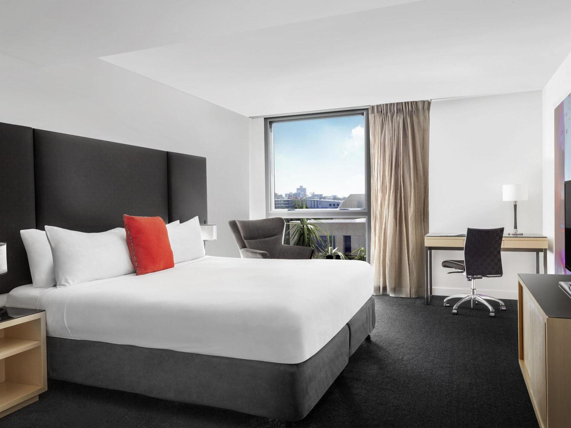 Mantra South Bank Hotel 4*