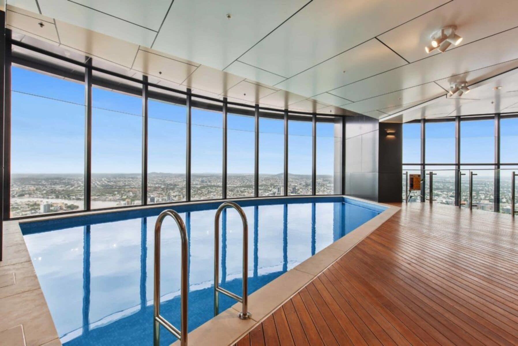 Hamptons Retreat On Level 77 Skytower Apartment Brisbane