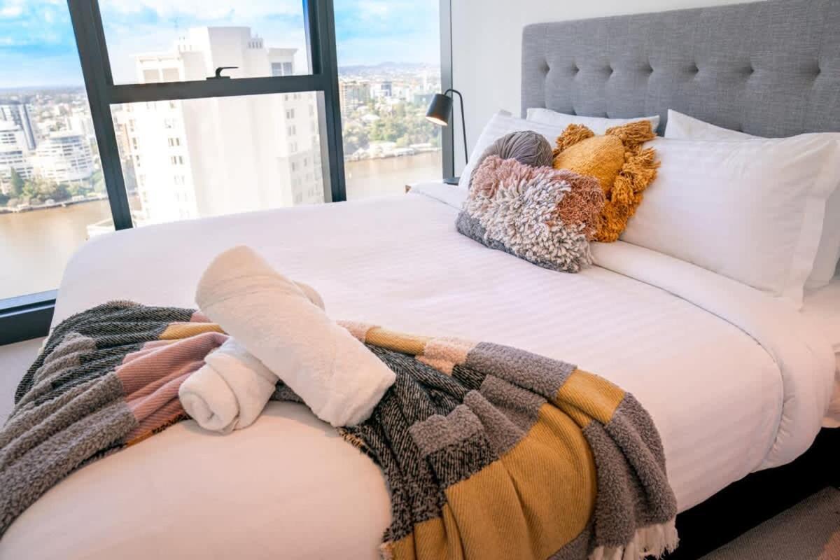 Apartment Lvl30 Garden/river Views Balcony By Stylish