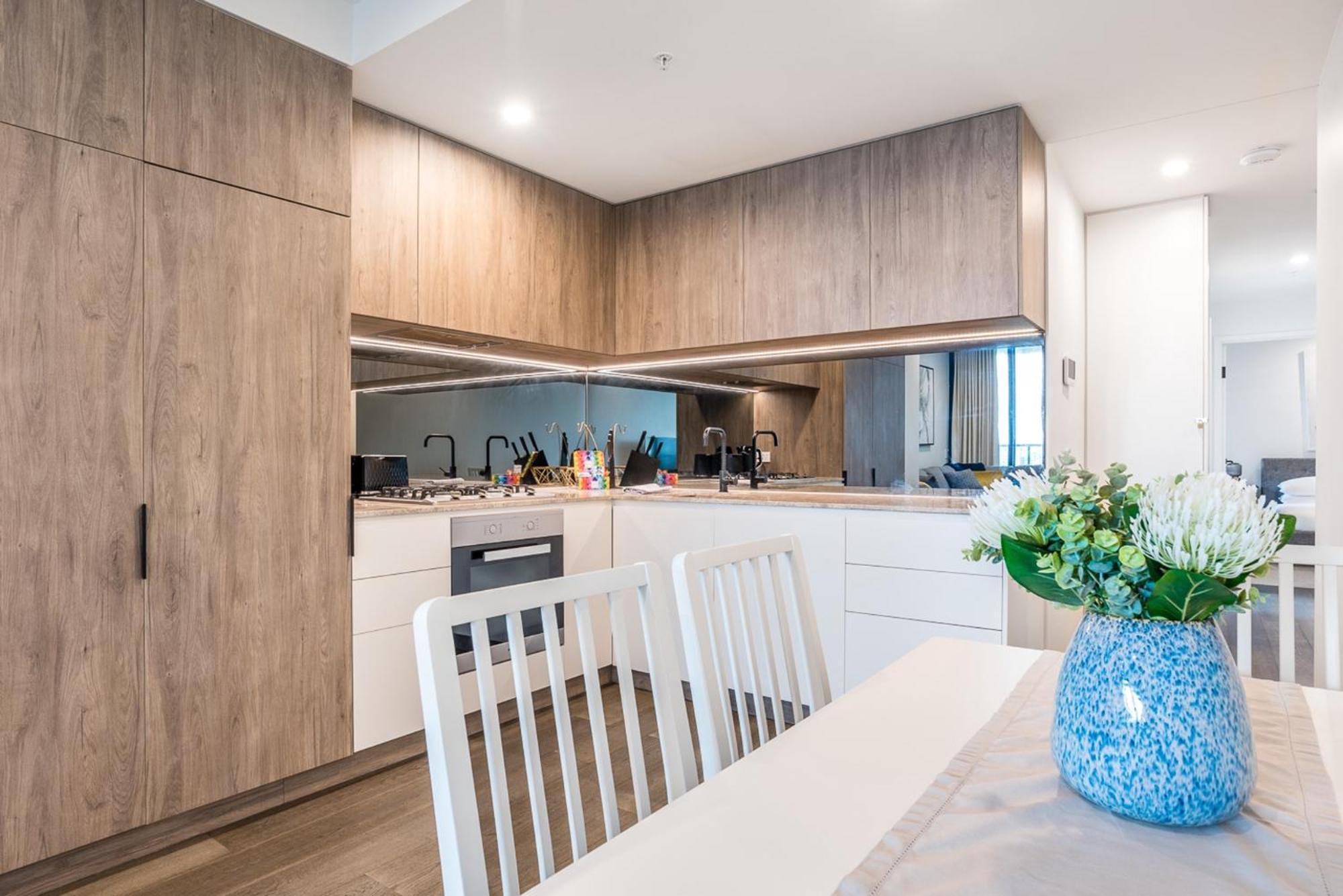 Apartment Impeccable 2-bed With Pool & Outdoor Dining *