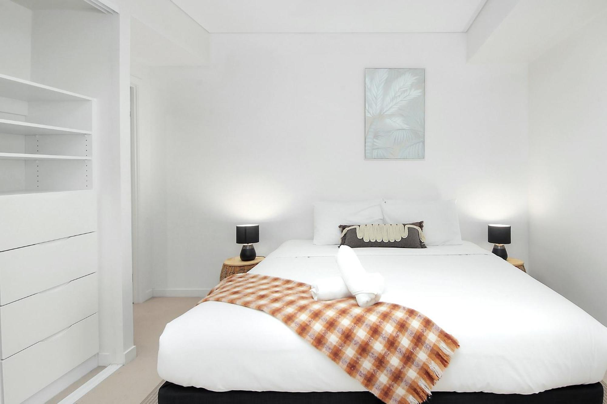 Panoramic 3-bedroom Skyscape With Free Parking Apartment