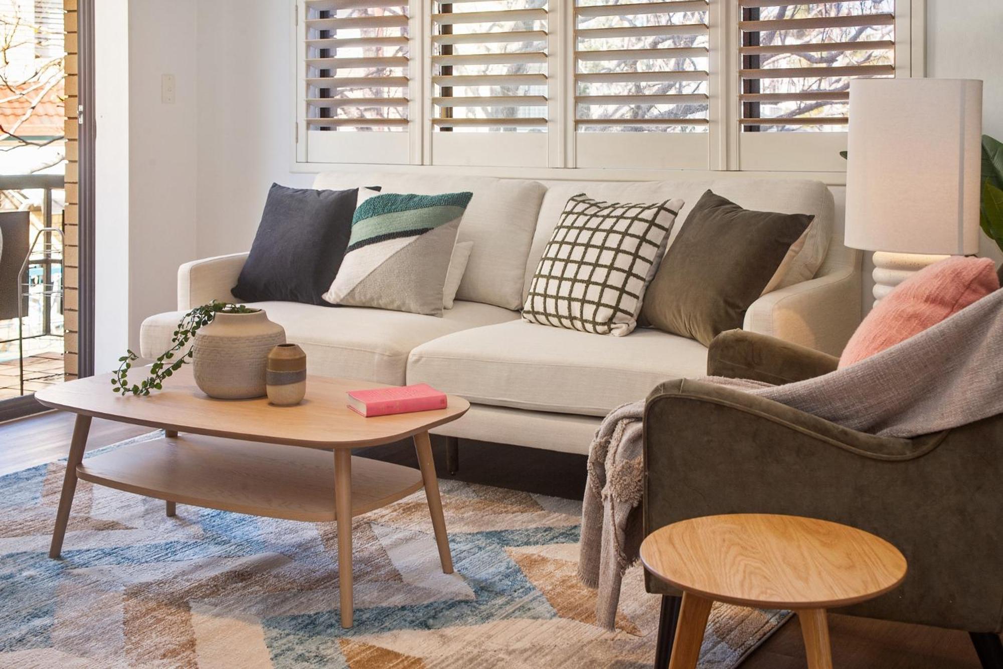 Cosy Unit With Parking Near New Farm Park & River *