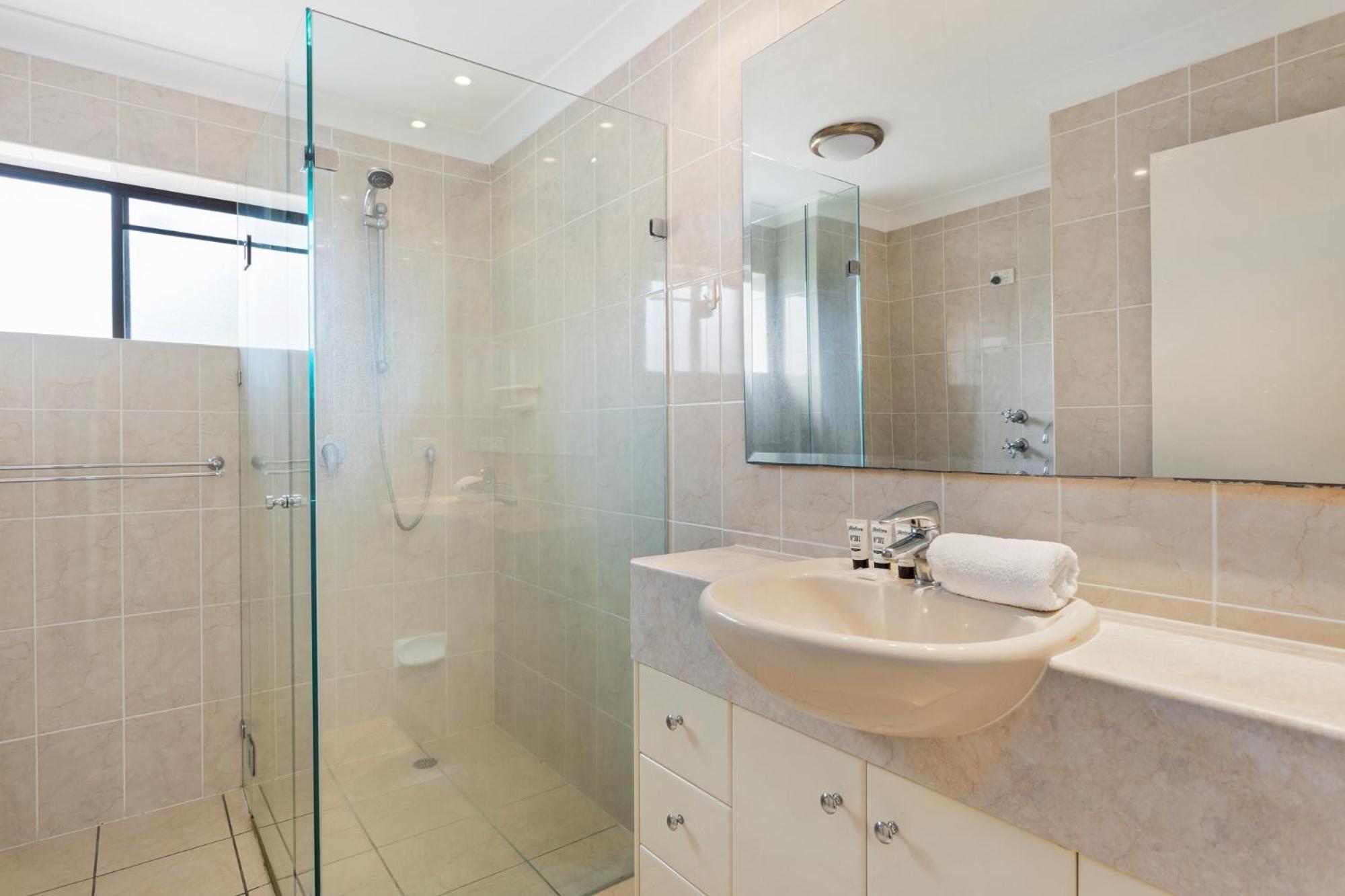 Charming 2-bed With Views * Brisbane