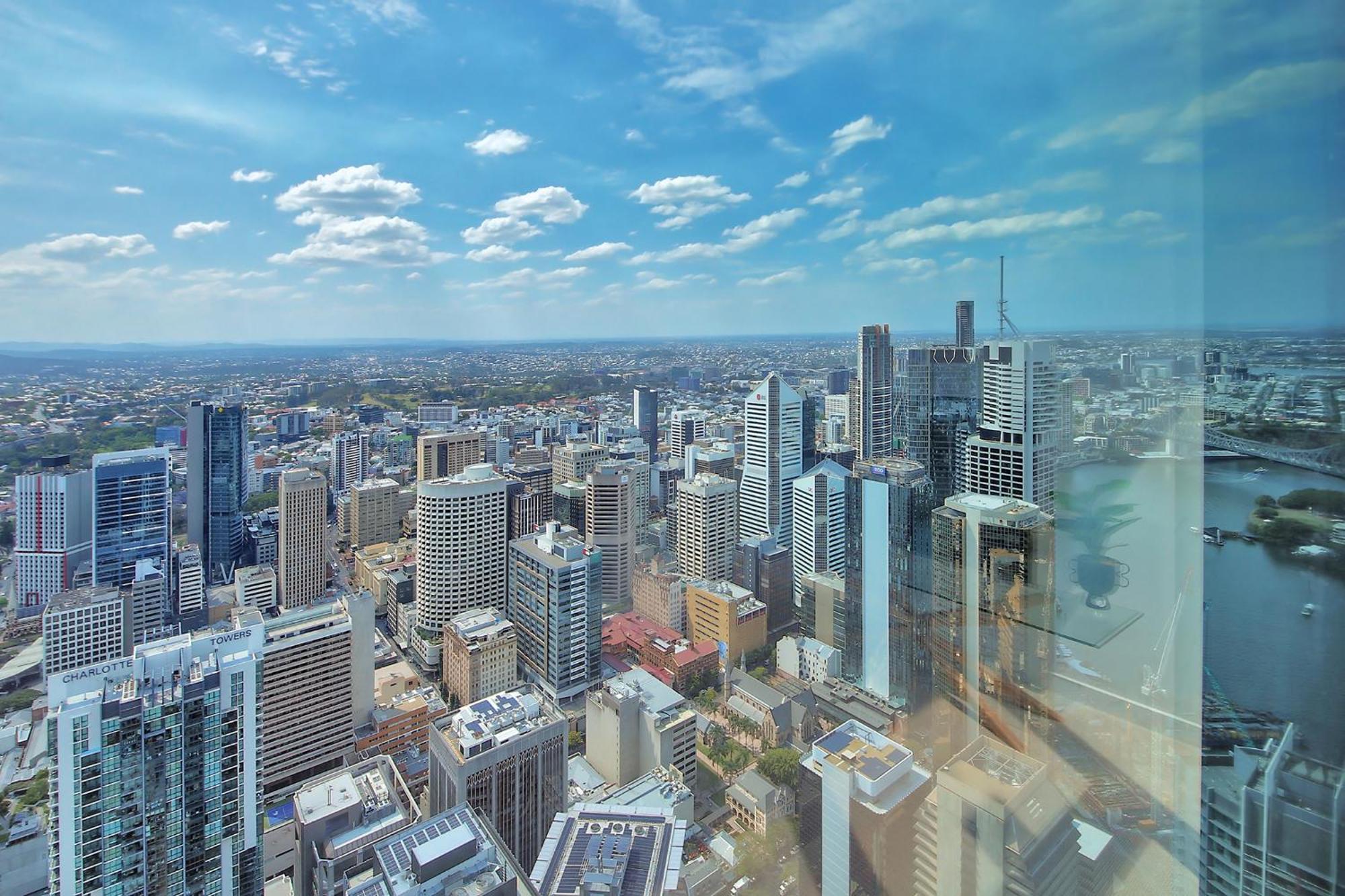 Panoramic 3-bedroom Skyscape With Free Parking Apartment Brisbane