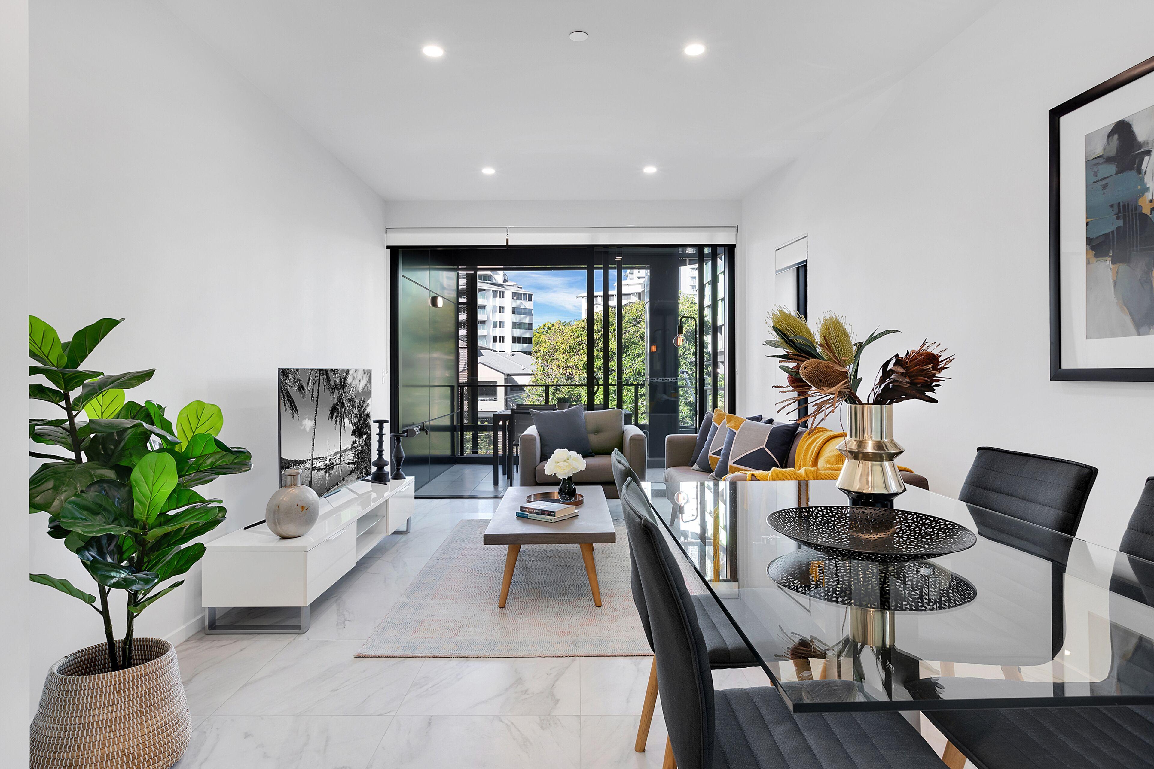 Apartment The Monterey By Urban Rest