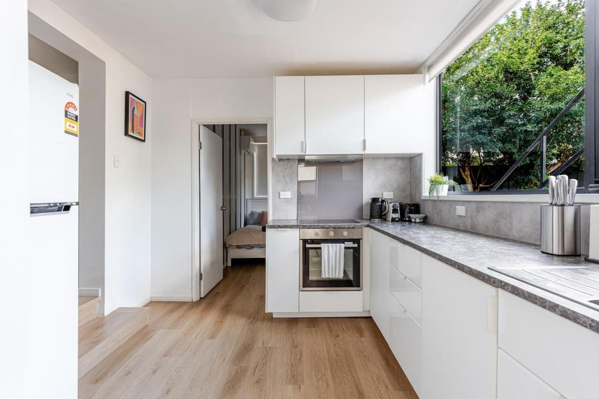 Holiday home B5q Abnb-style 2br House With Free Parking And 5 Mins Ride To Eagle Farm *