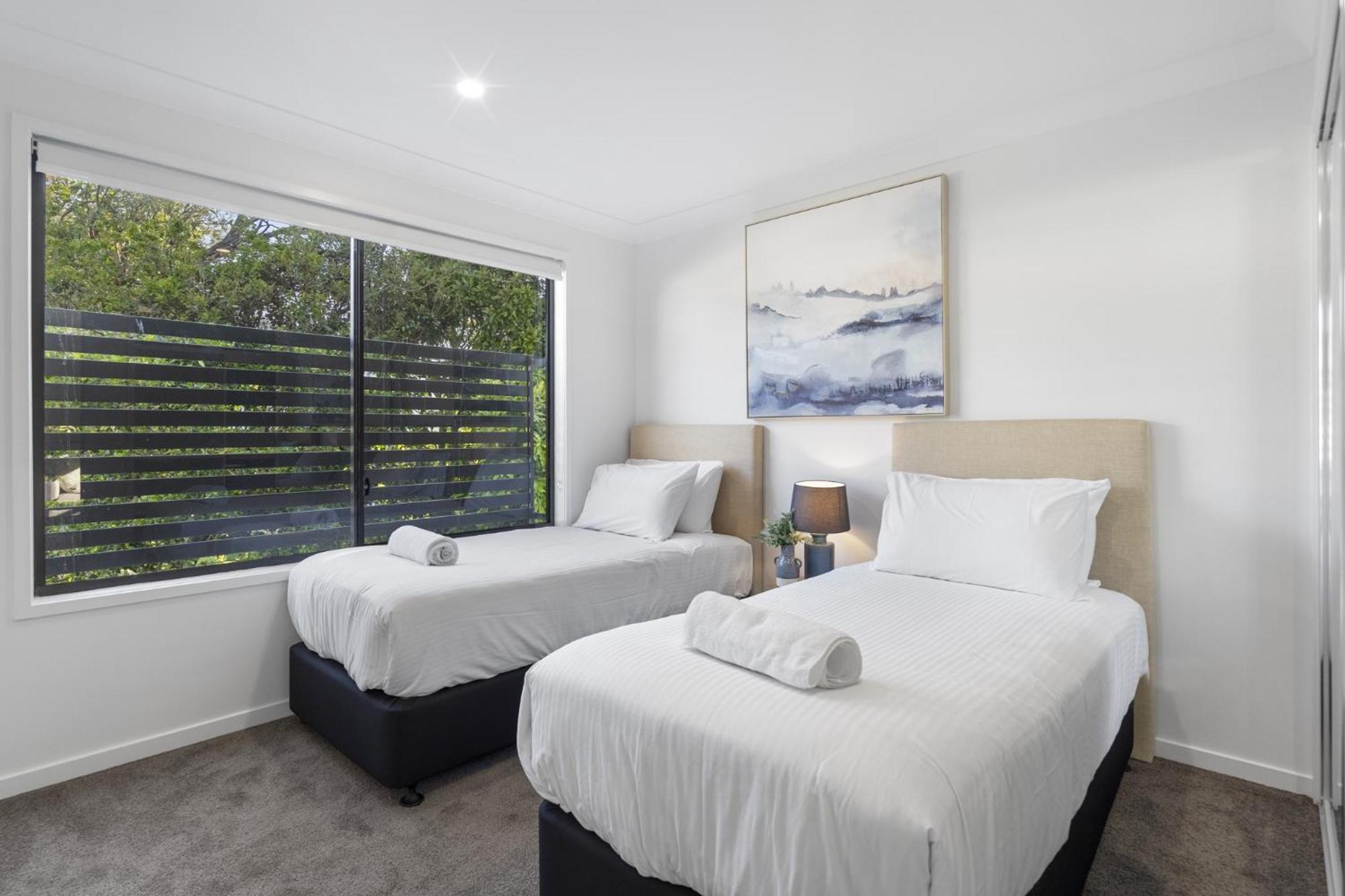 Holiday home Retreat With Parking Close To Greenslopes Hospital