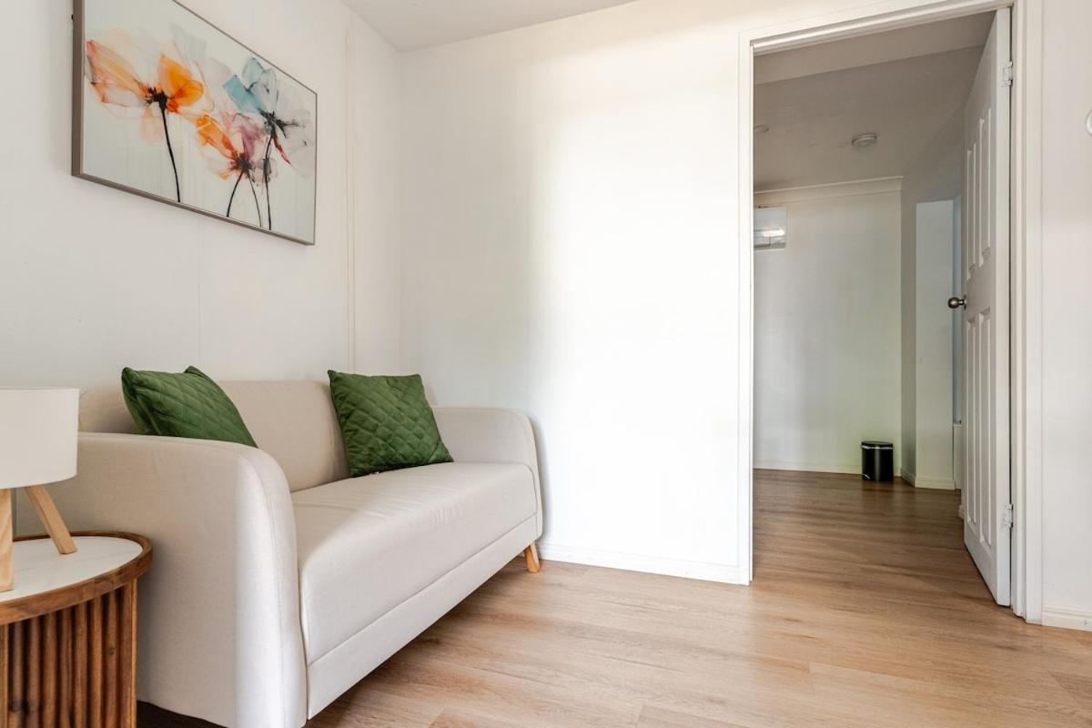 B5q Abnb-style 2br House With Free Parking And 5 Mins Ride To Eagle Farm