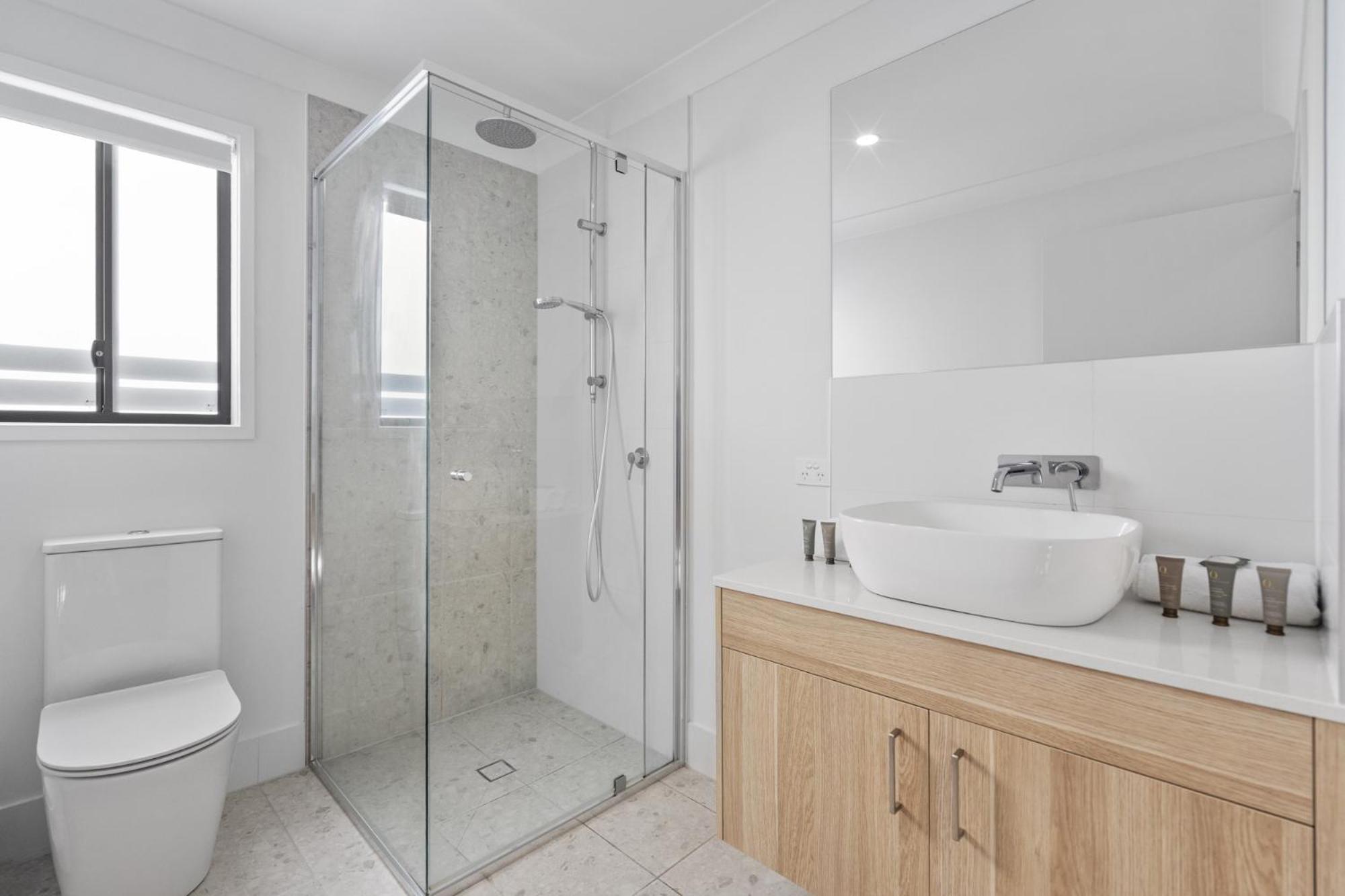 Retreat With Parking Close To Greenslopes Hospital Holiday home Brisbane