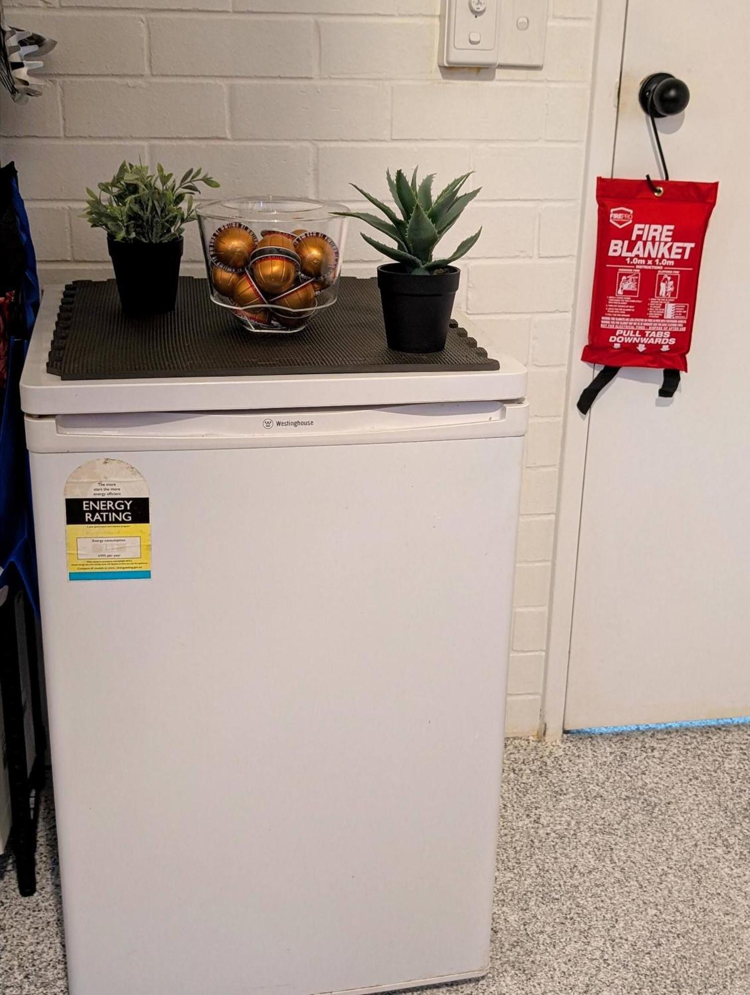 Peaceful, Modern, Lowtoxic, Bfast Included Holiday home Brisbane