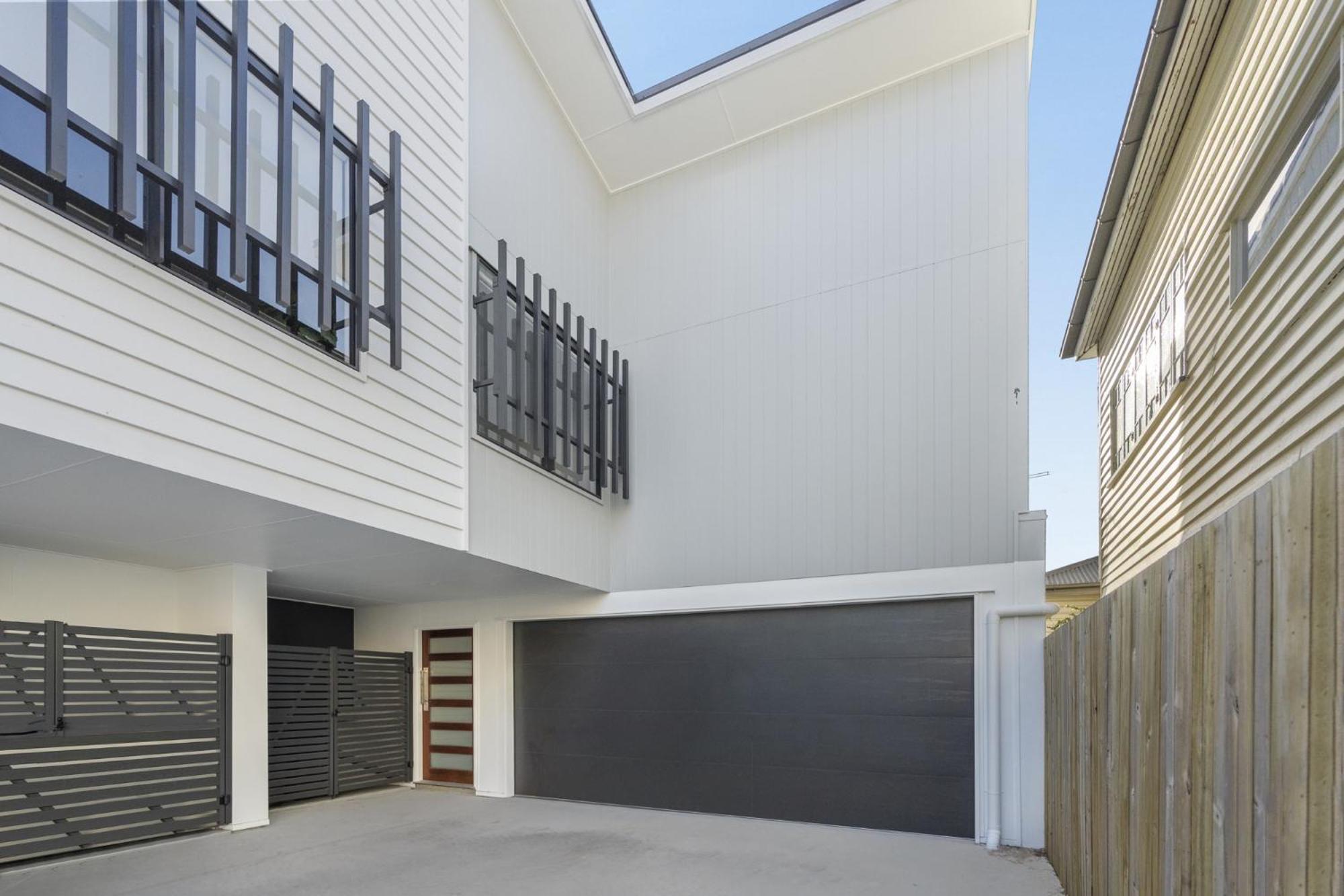 Holiday home Retreat With Parking Close To Greenslopes Hospital Brisbane