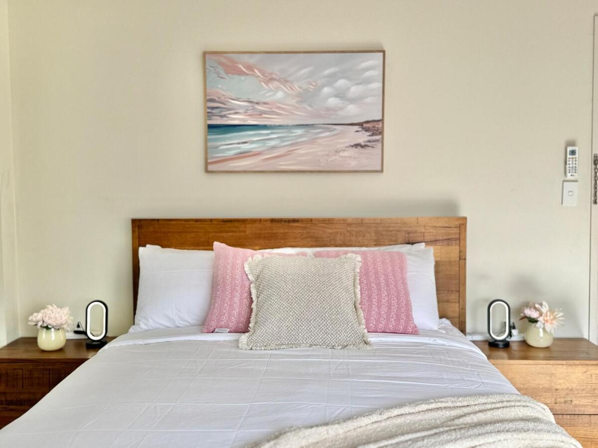 Steps From Sunnybank Hills Shopping Spacious Brisbane