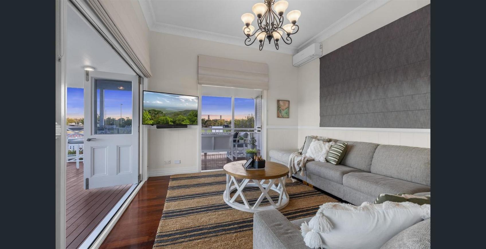 Parkside Family Haven - 5bdrm Holiday home Brisbane